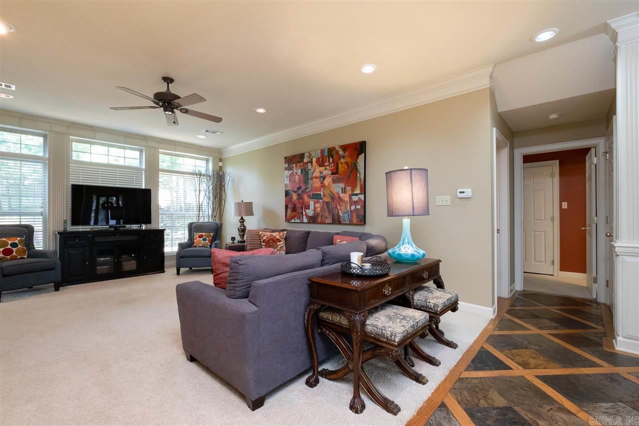 CHENAL VALLEY MARGEUAX - Residential