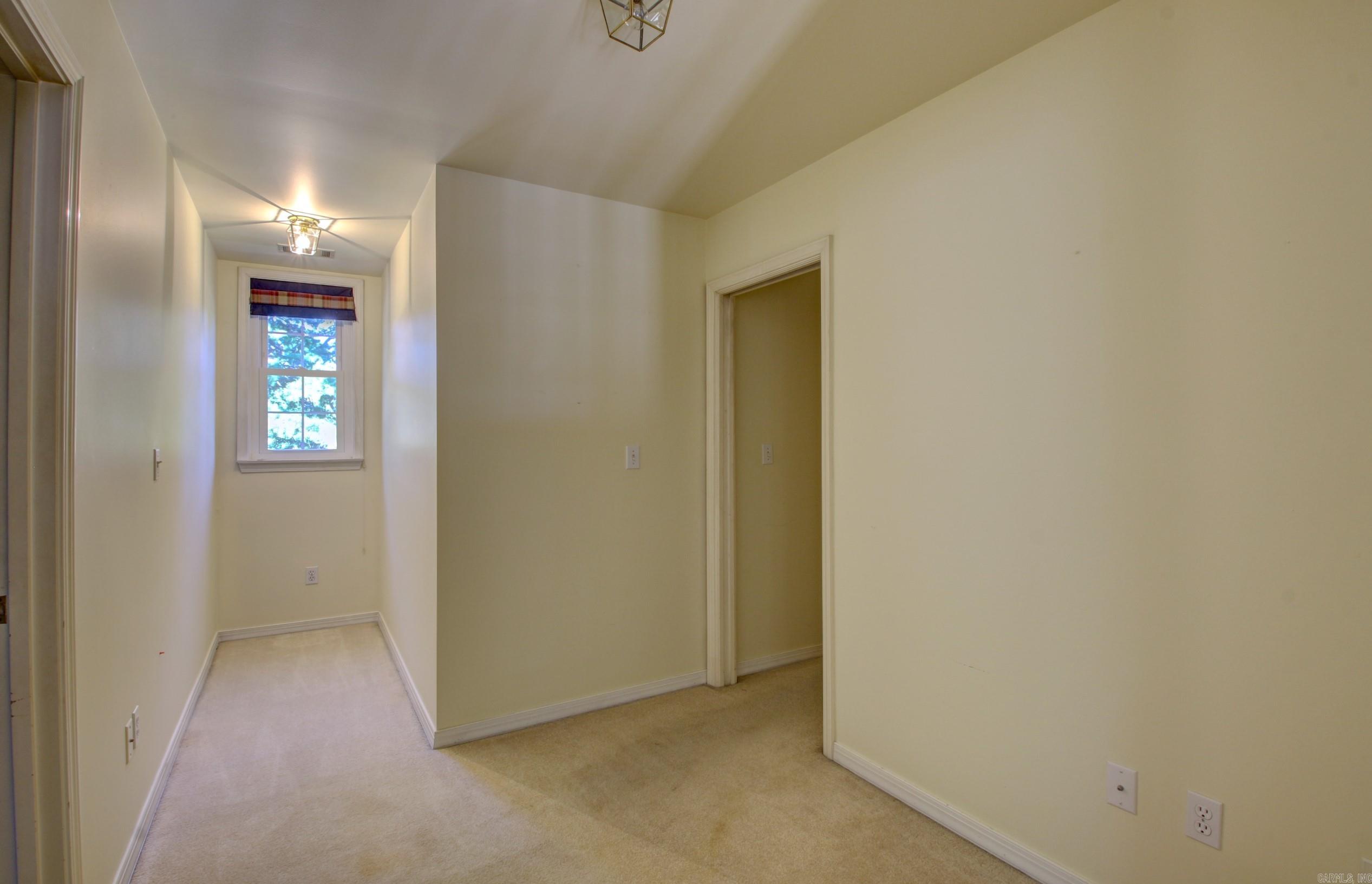 WILLIAMSBURG - Residential