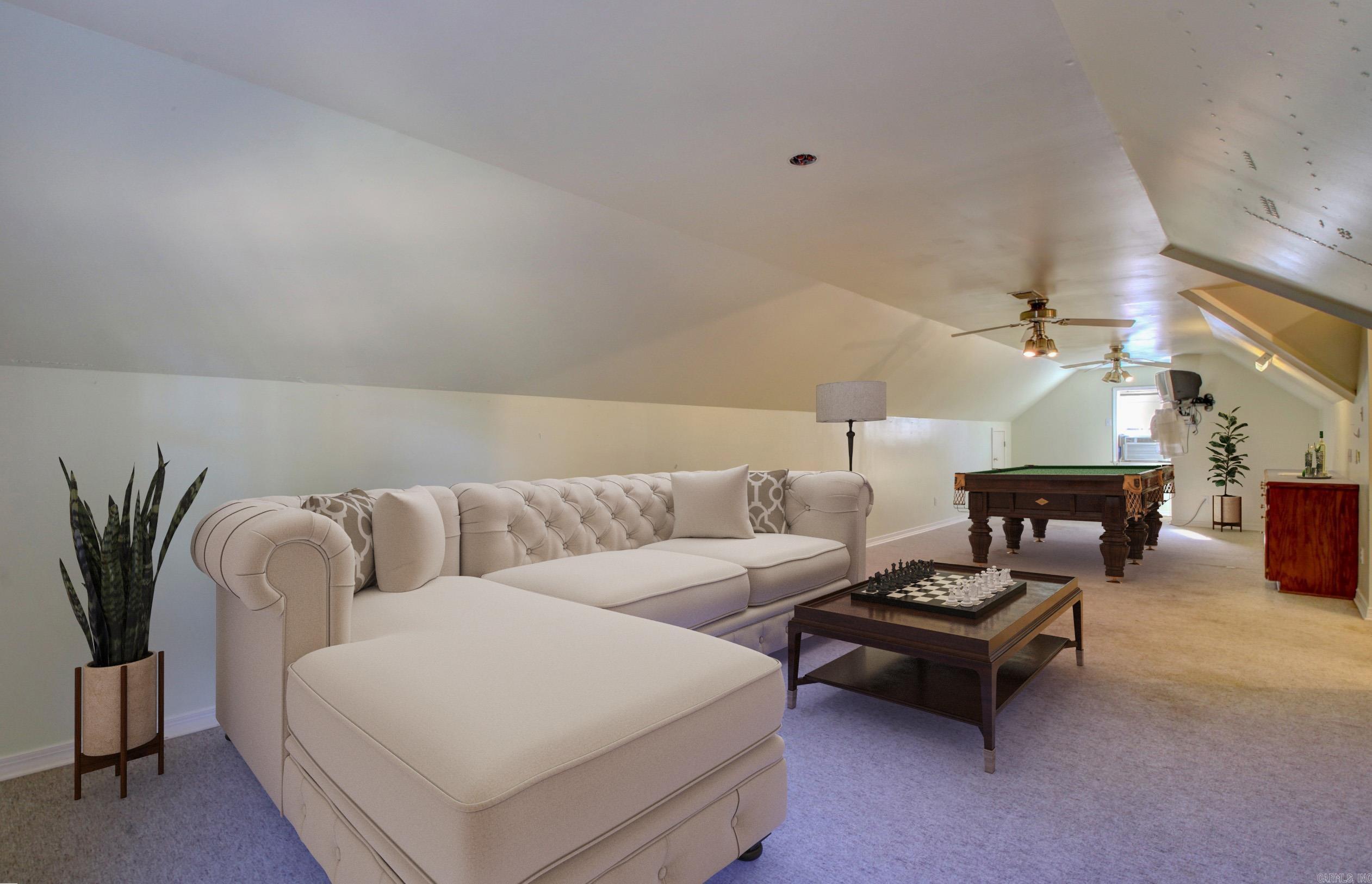 WILLIAMSBURG - Residential