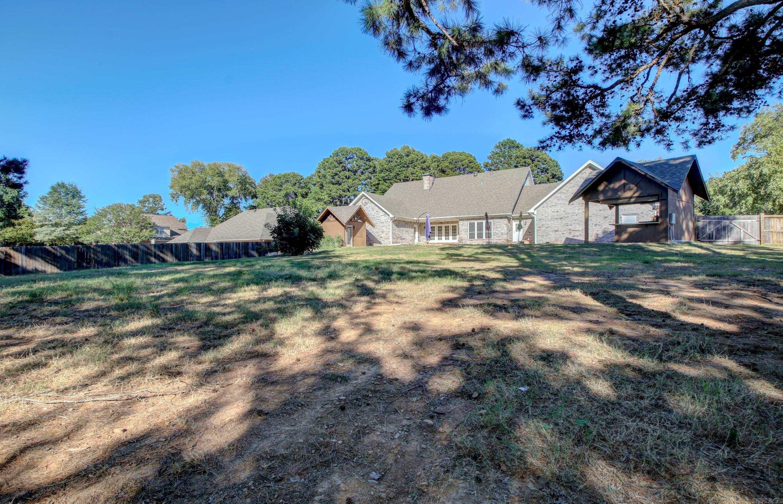 WILLIAMSBURG - Residential