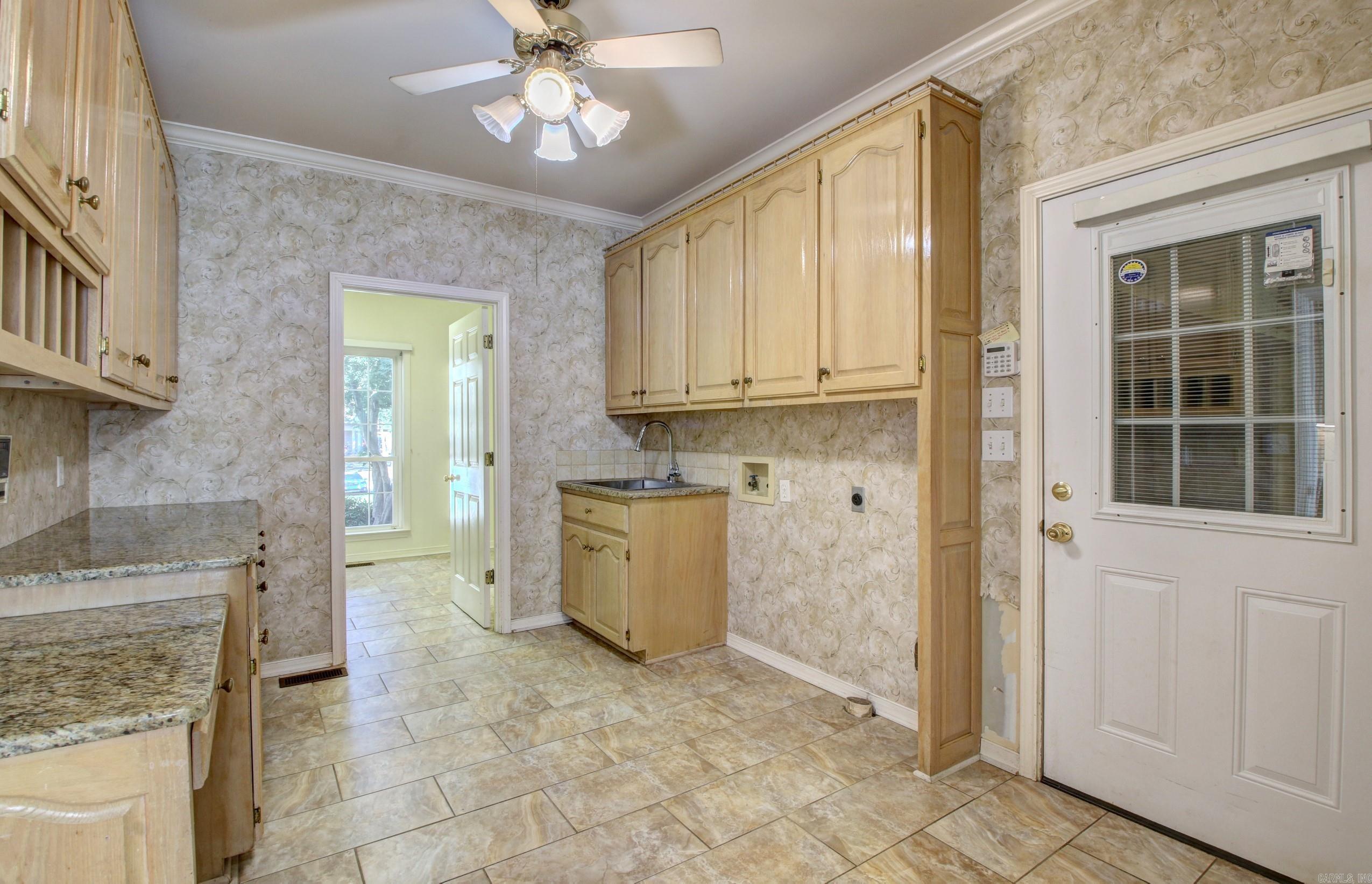 WILLIAMSBURG - Residential