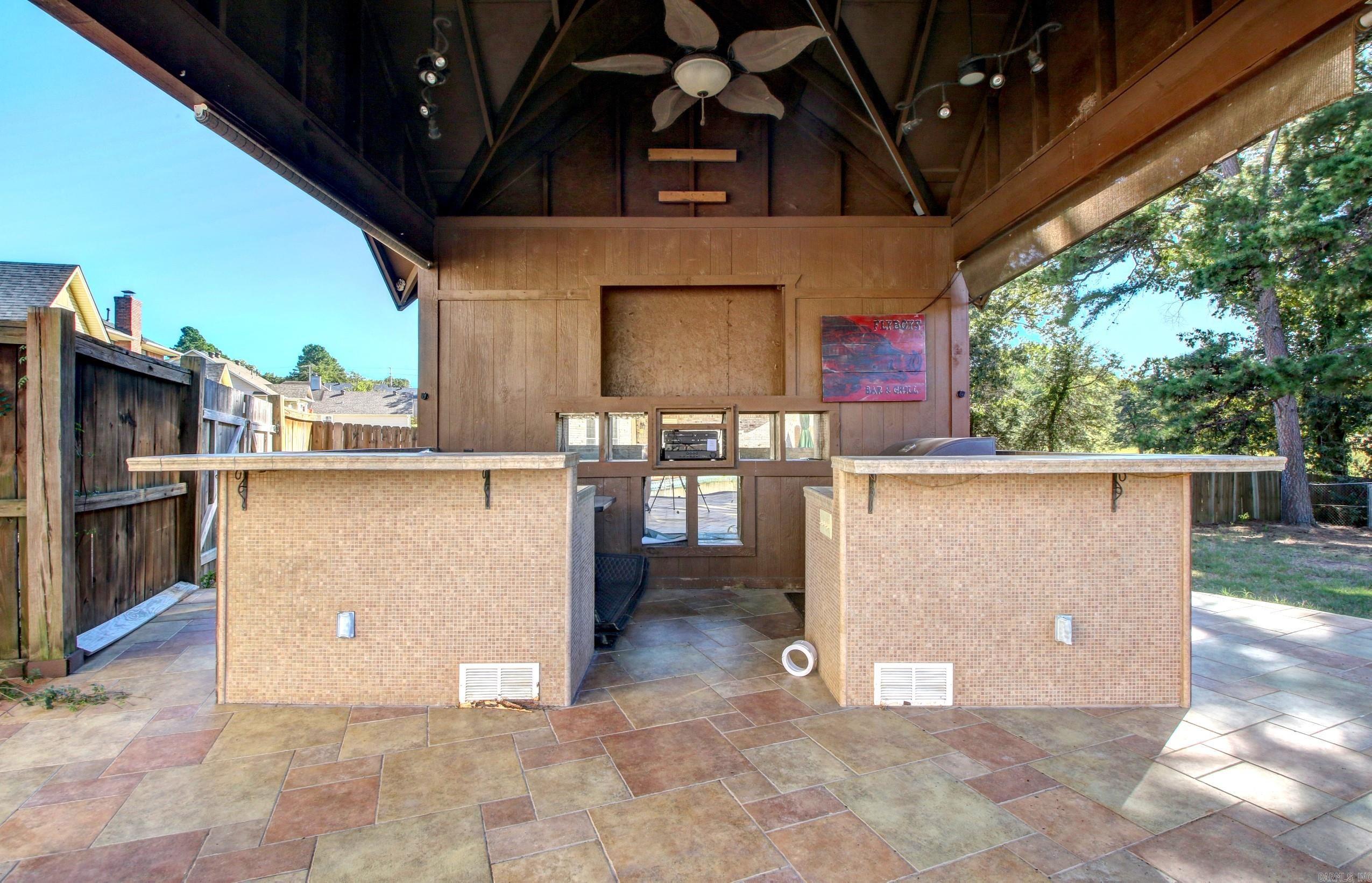 WILLIAMSBURG - Residential