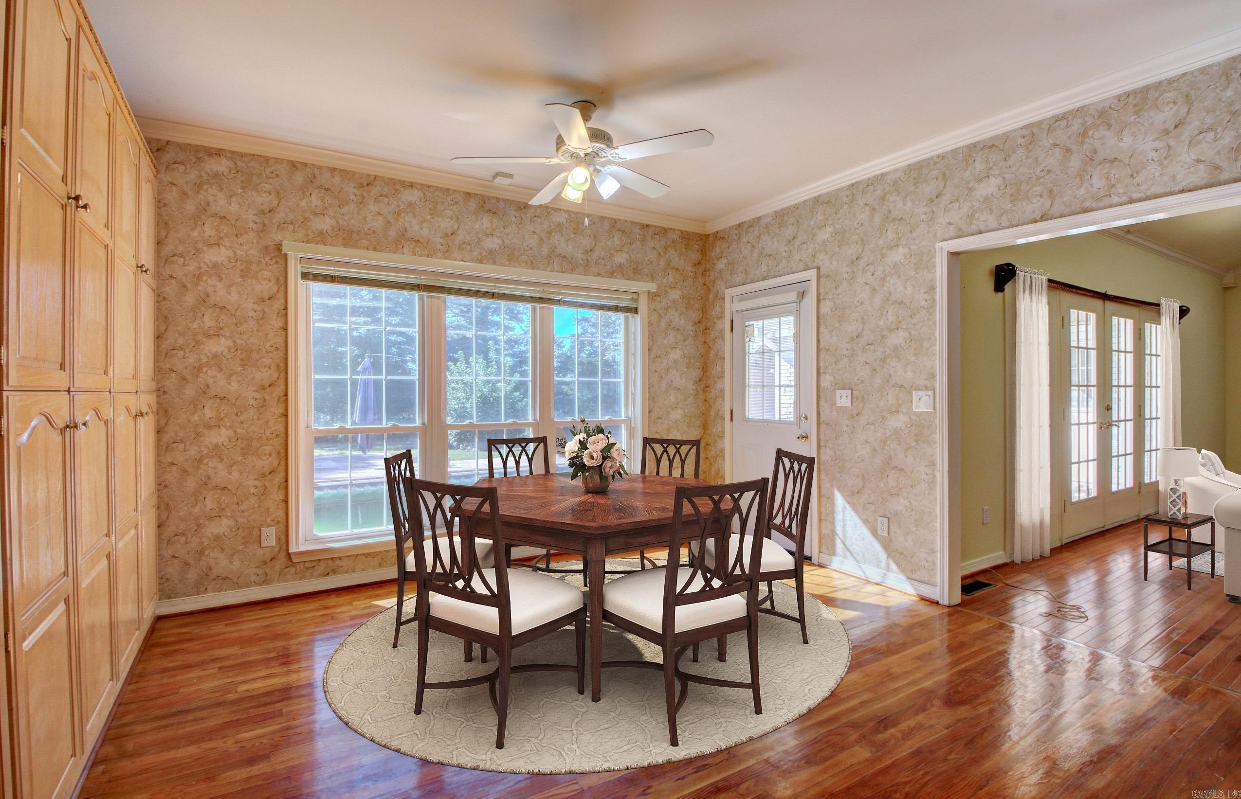 WILLIAMSBURG - Residential