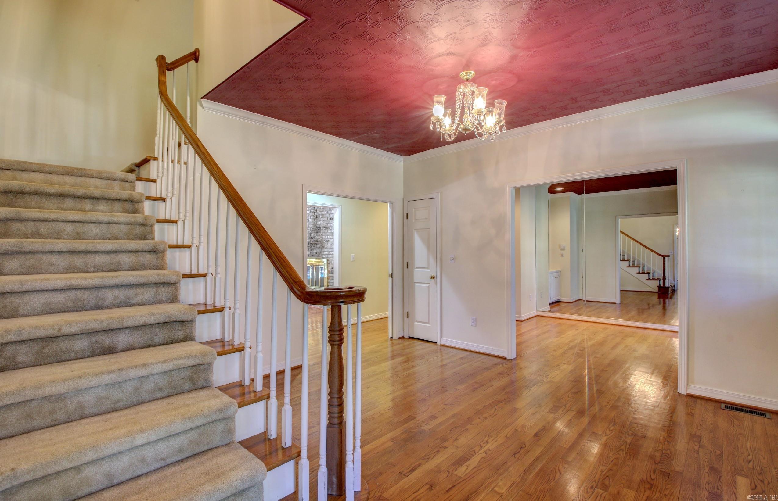 WILLIAMSBURG - Residential