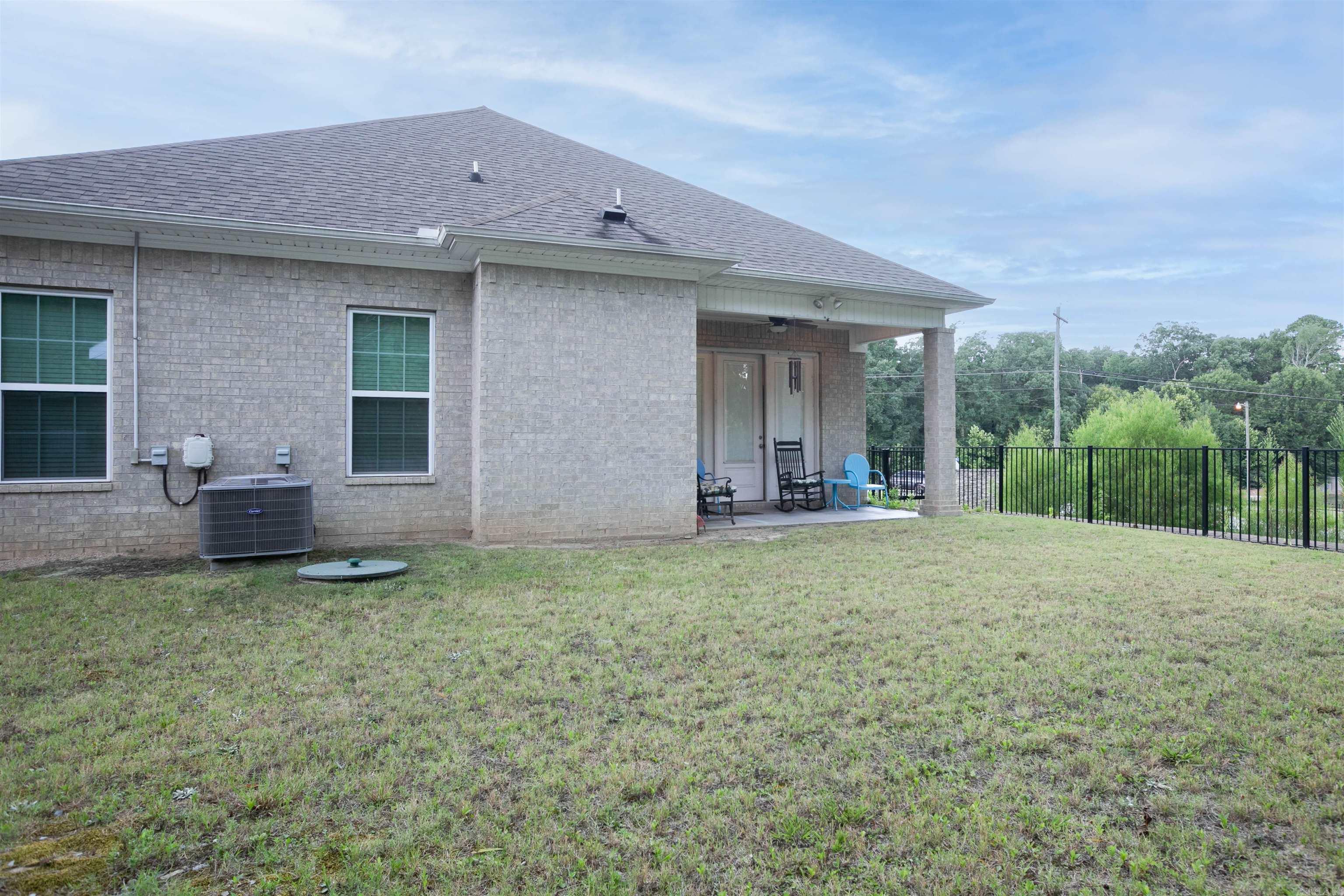 HUNTER CROSSING - Residential