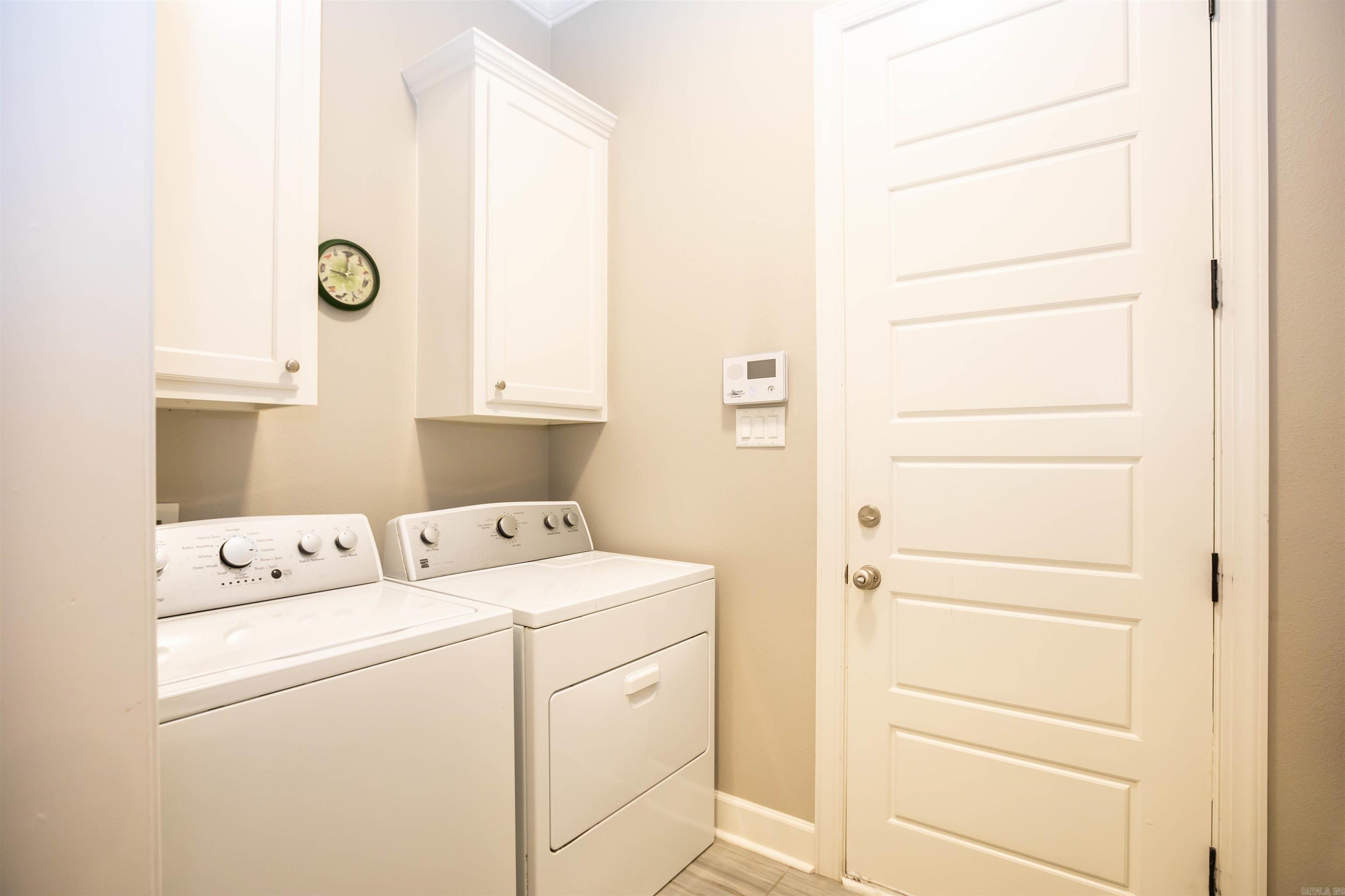HUNTER CROSSING - Residential