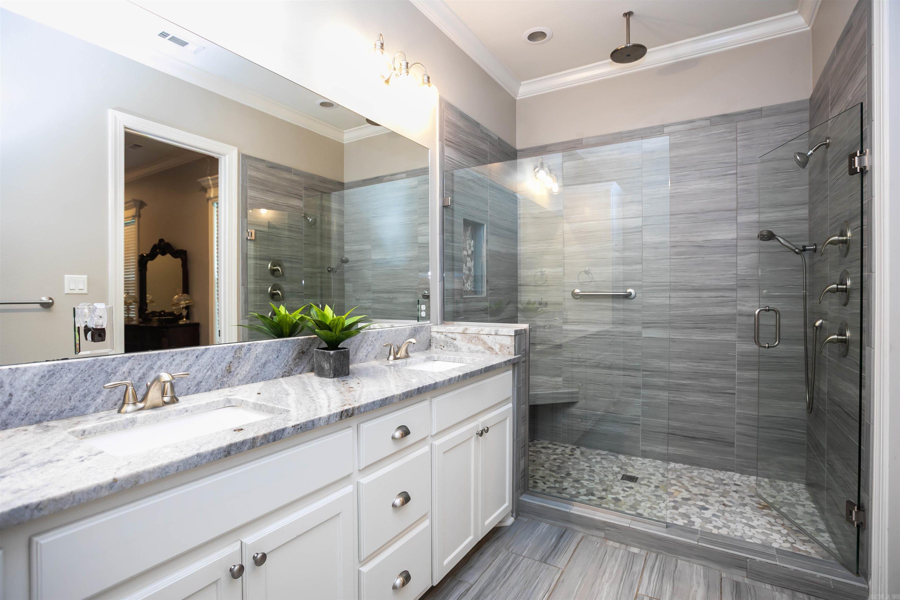 HUNTER CROSSING - Residential
