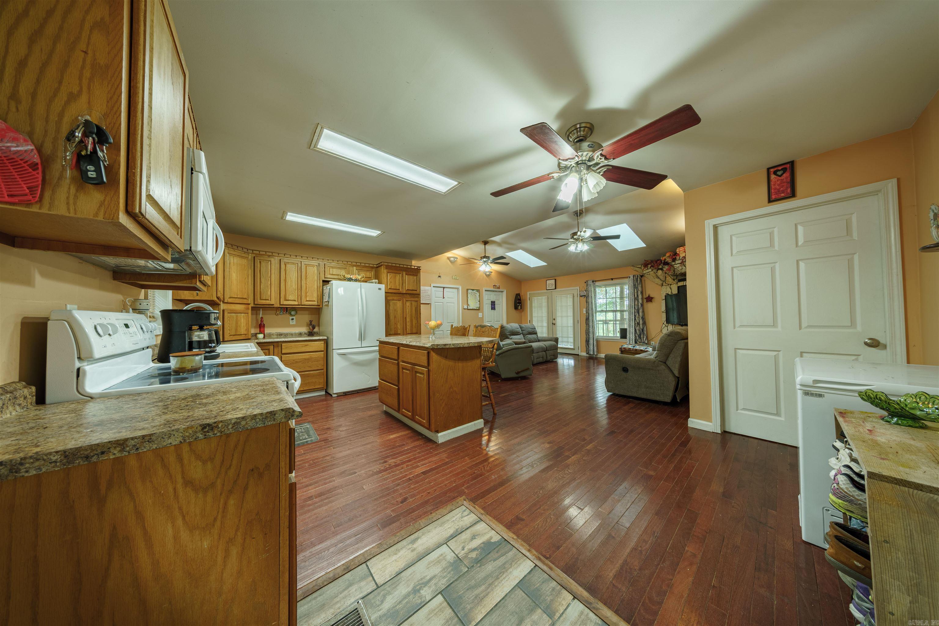 LAKEVIEW RIDGE - Residential