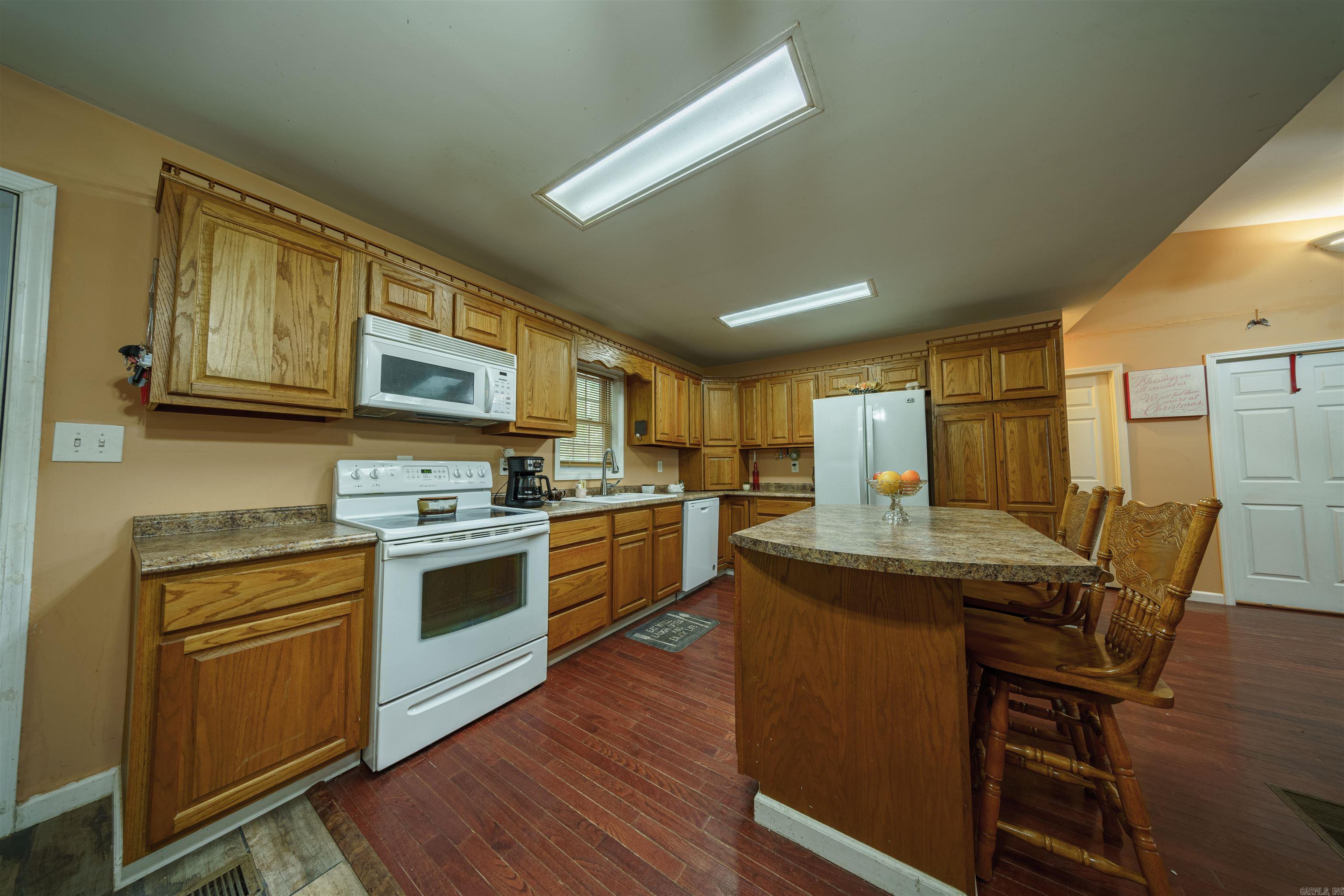 LAKEVIEW RIDGE - Residential