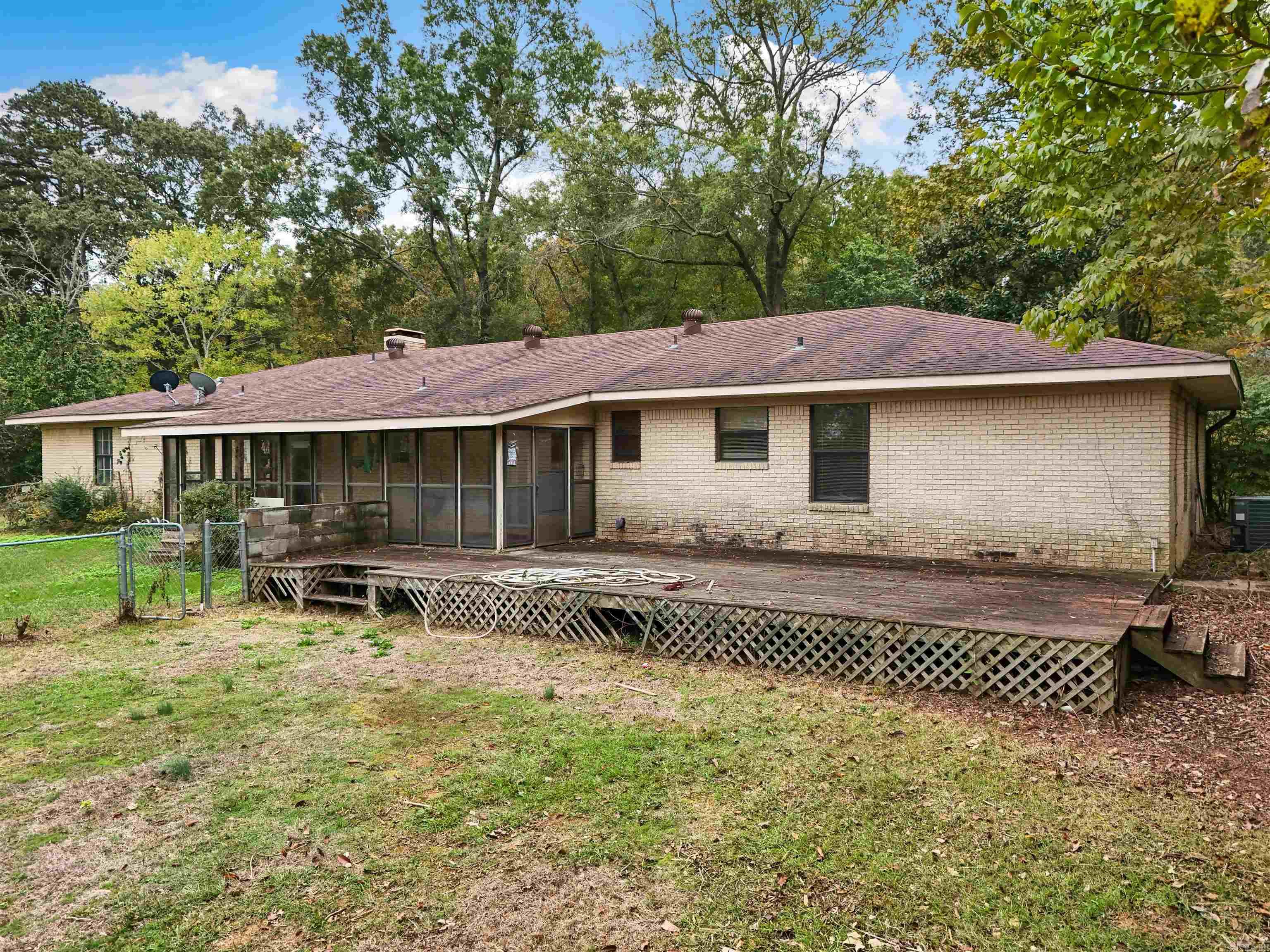 TREASURE HILL - Residential