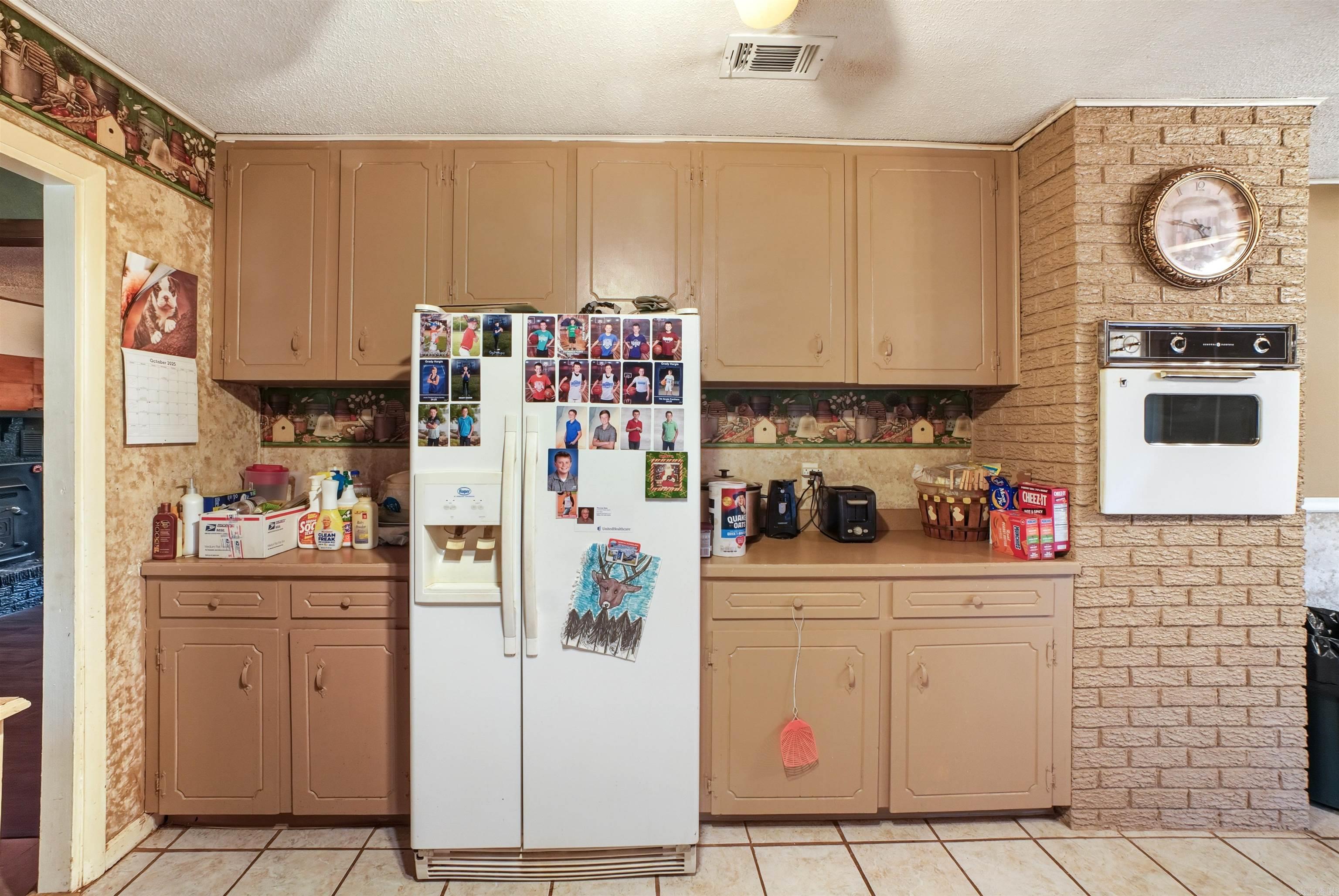 TREASURE HILL - Residential