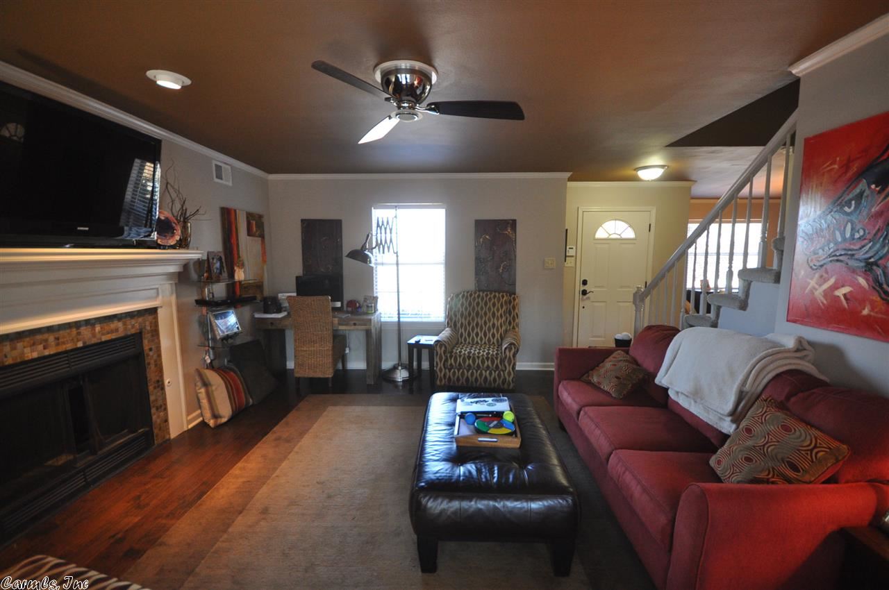 PARKWAY PLACE - Residential