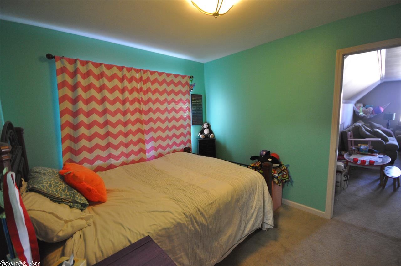 PARKWAY PLACE - Residential