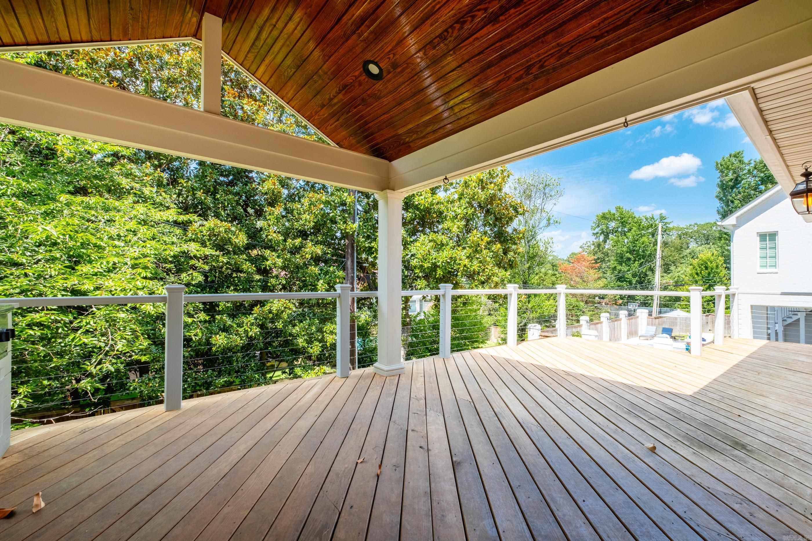 EAST PALISADES - Residential