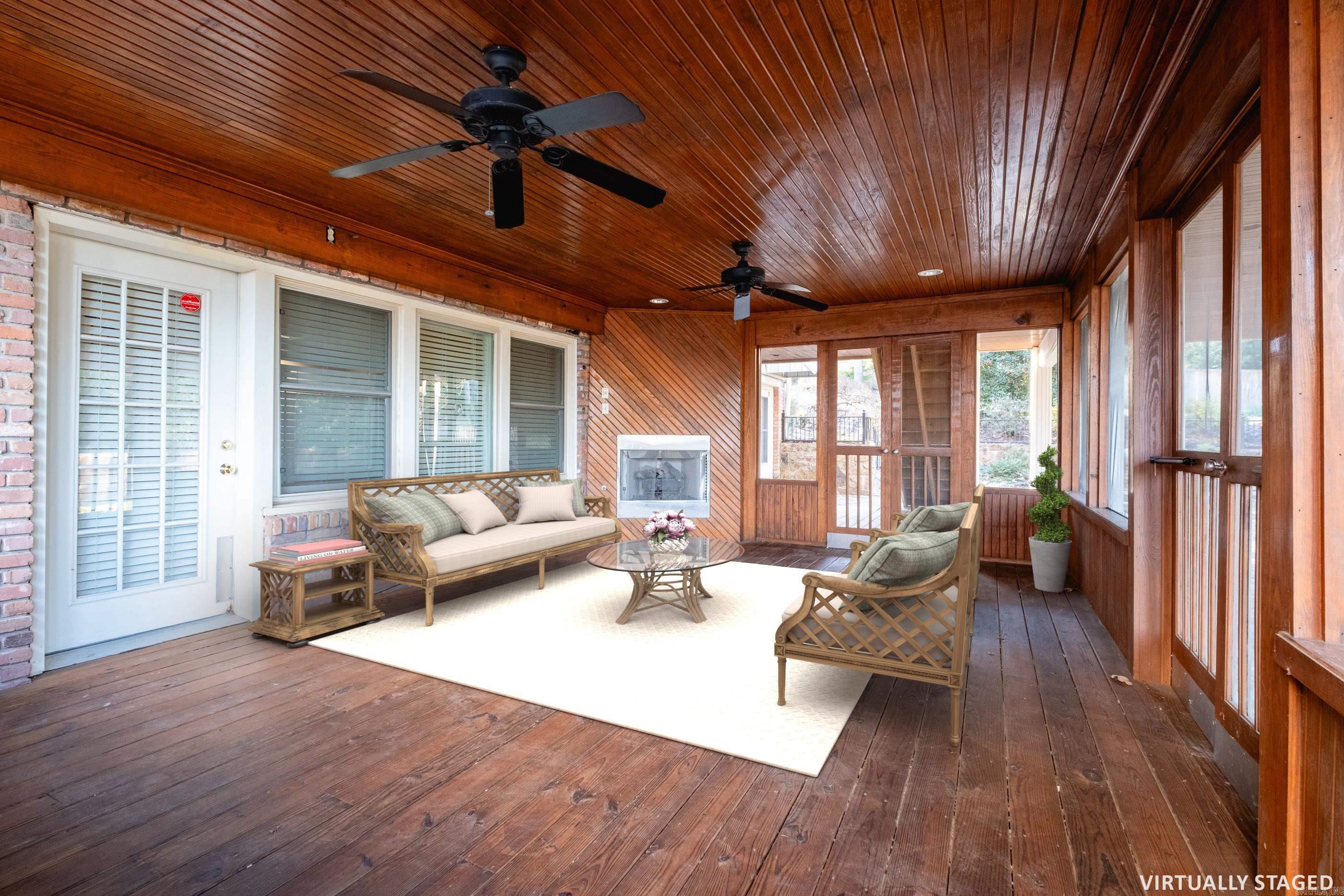 EAST PALISADES - Residential