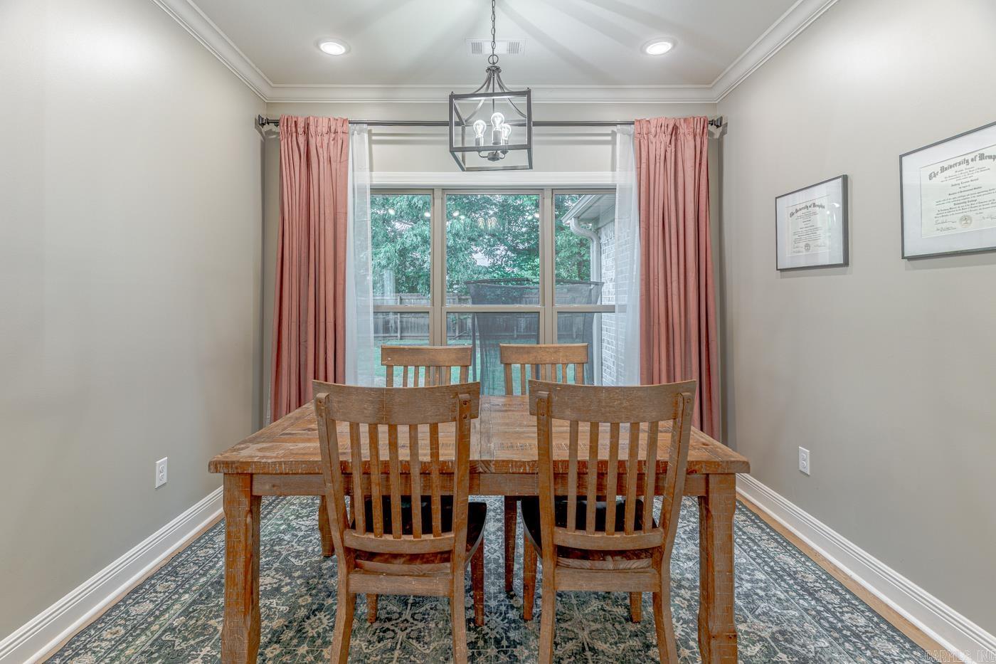 WHISPERING HILLS PHASE III REPLA - Residential