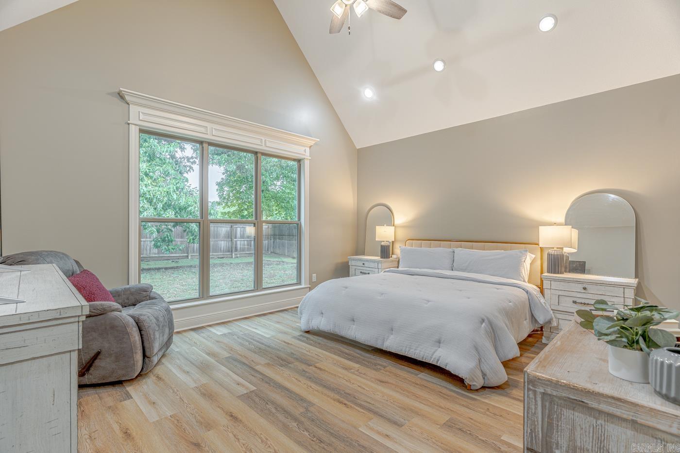 WHISPERING HILLS PHASE III REPLA - Residential