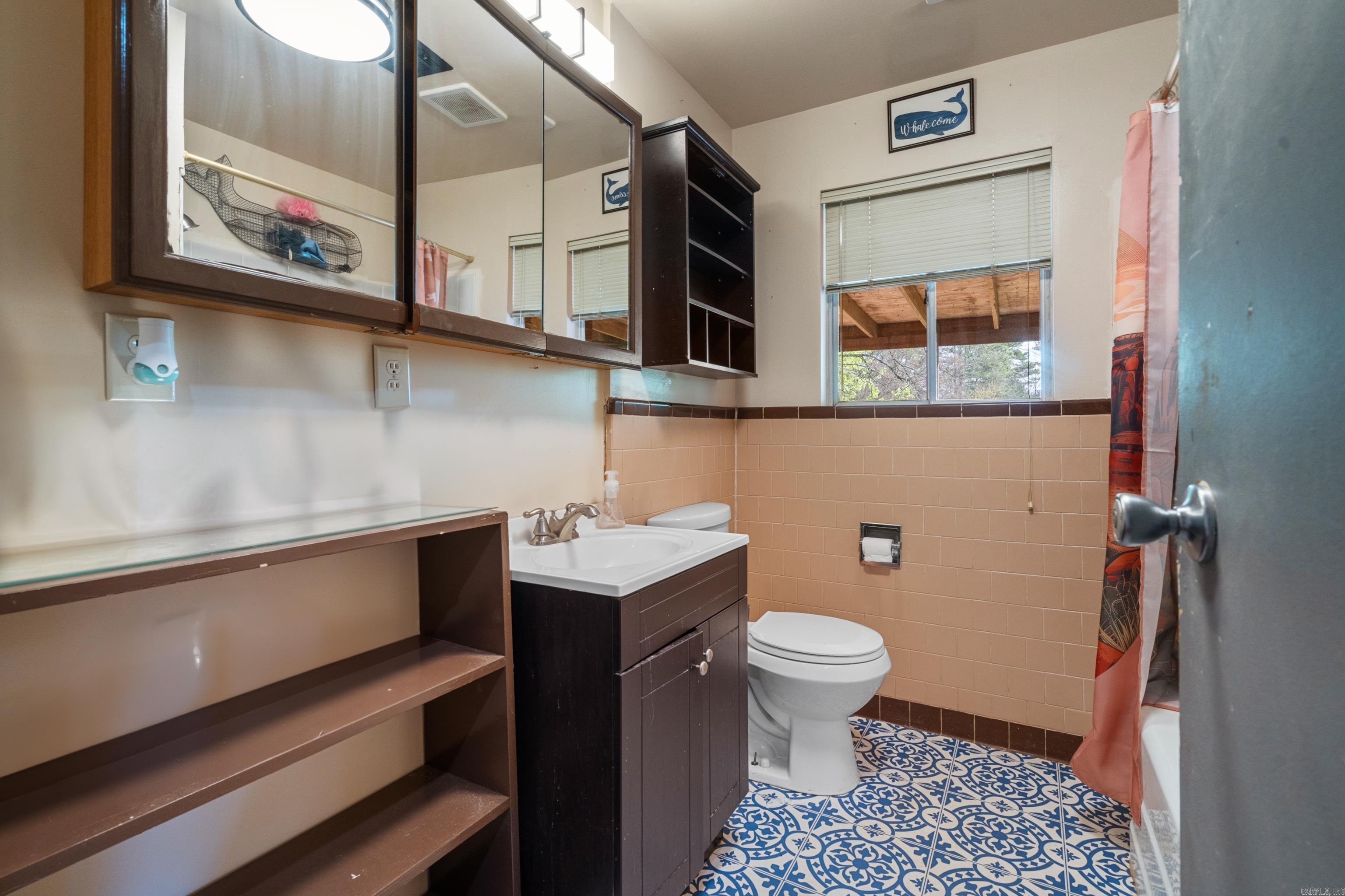 AYERS, HANK - Residential