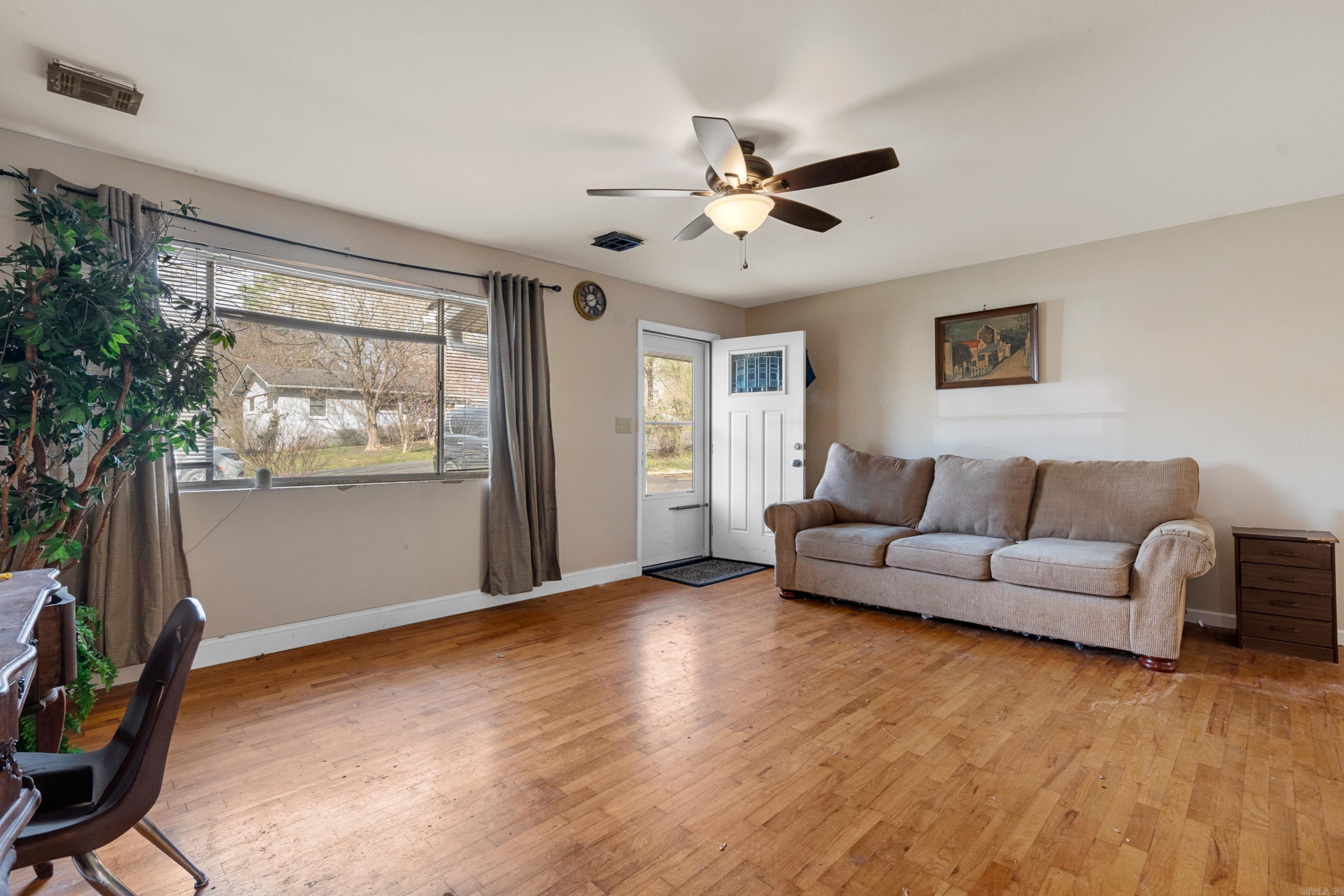 AYERS, HANK - Residential