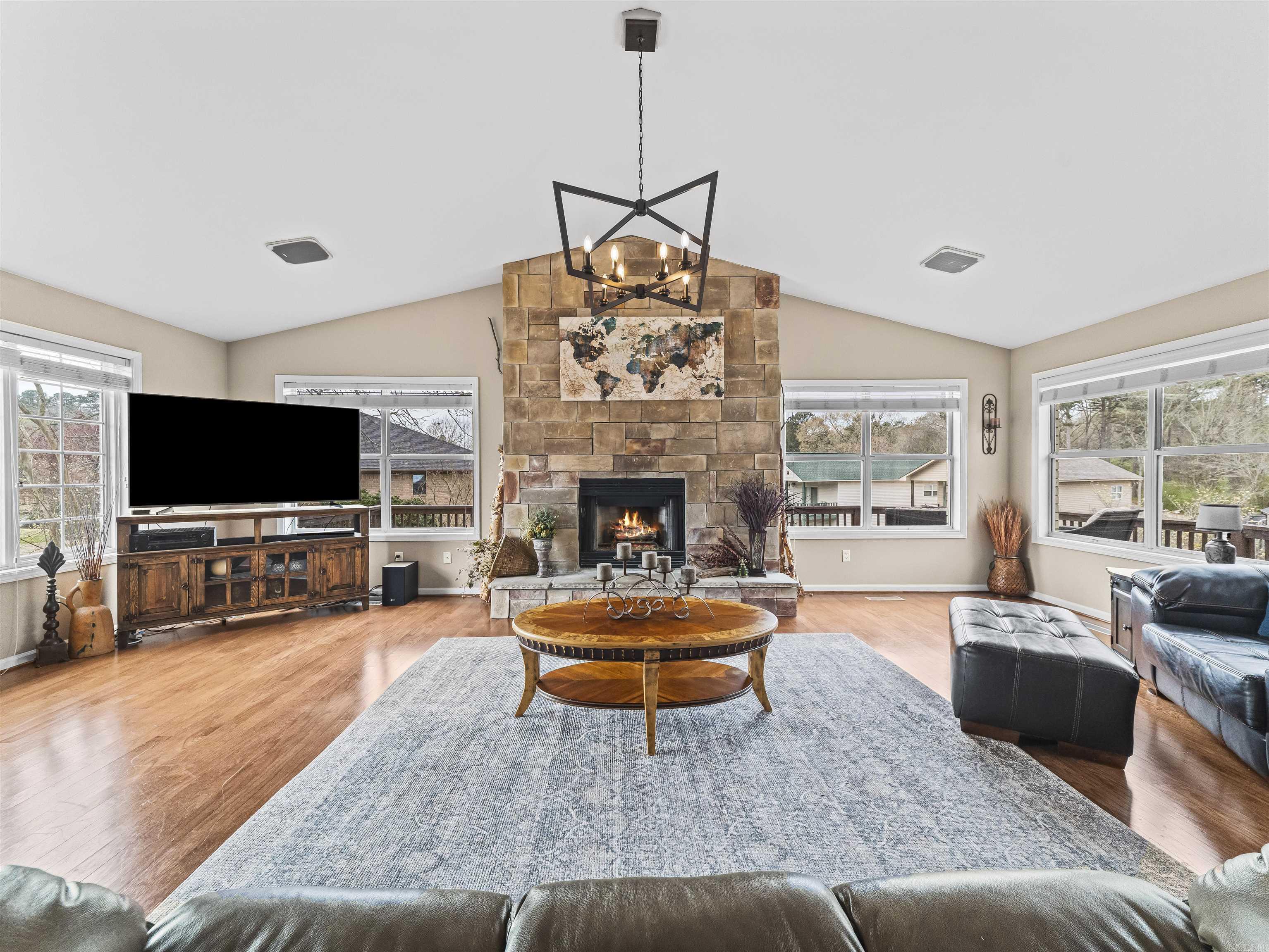 THORNTON FERRY ESTATES - Residential