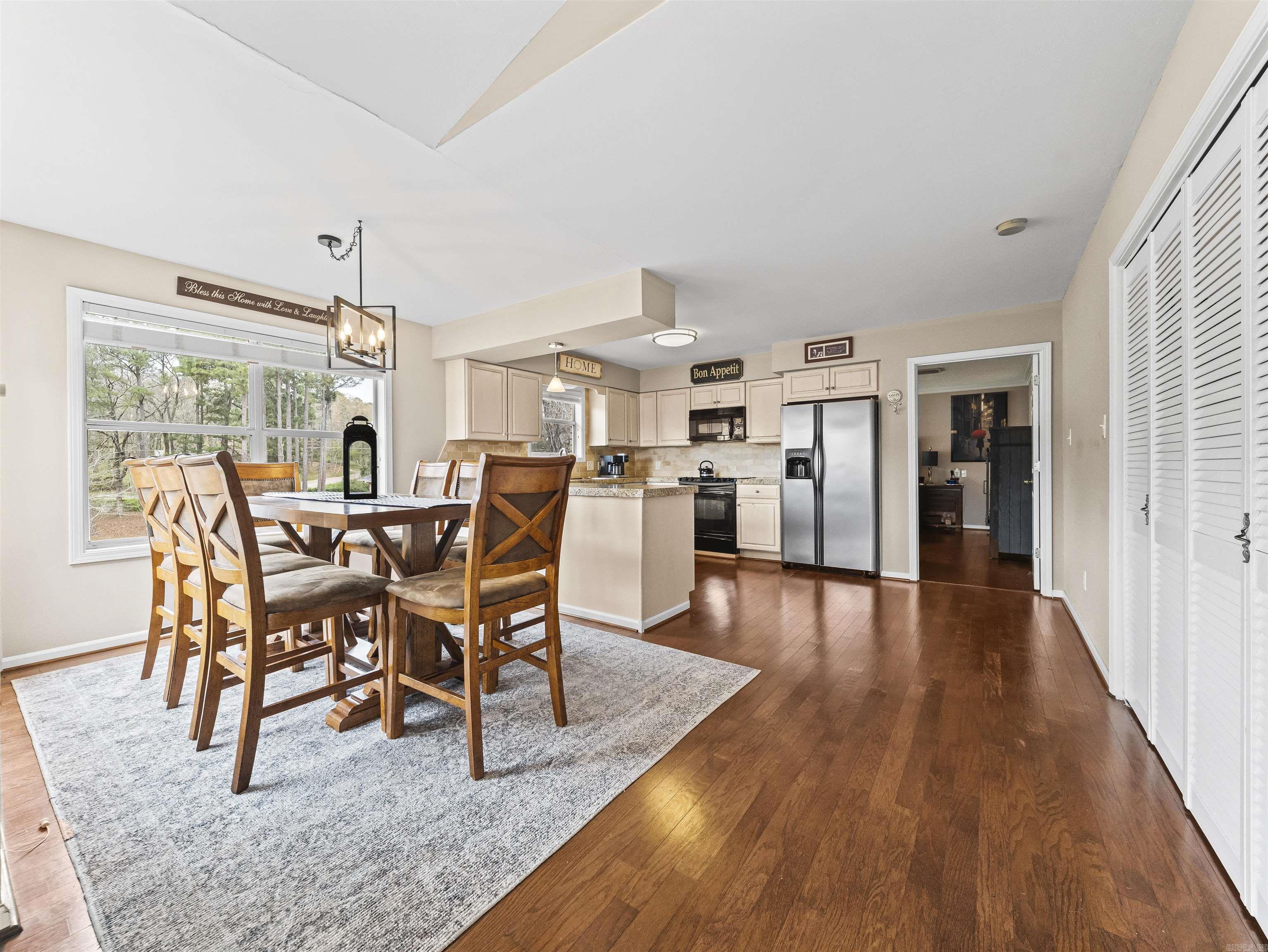 THORNTON FERRY ESTATES - Residential