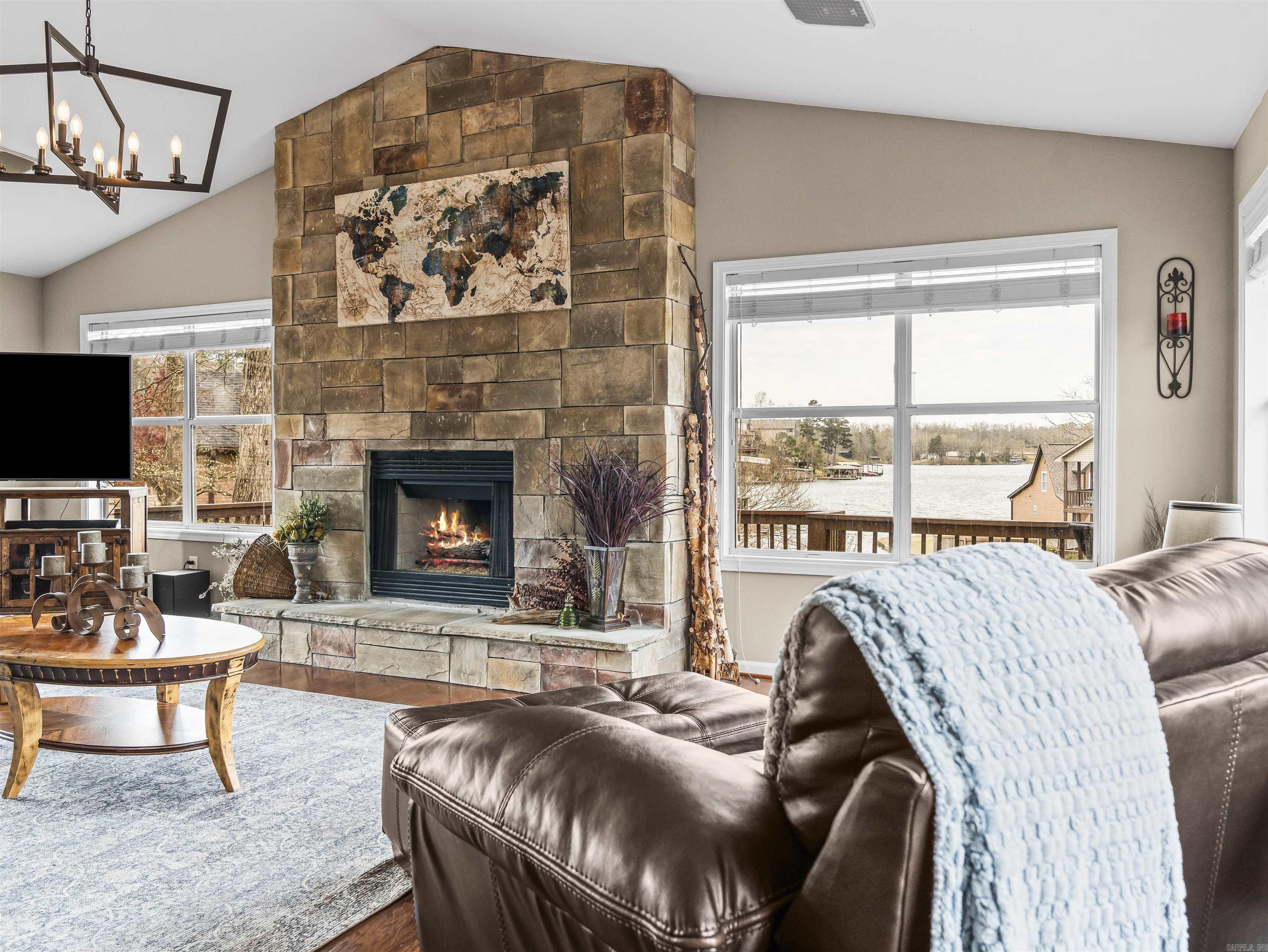 THORNTON FERRY ESTATES - Residential