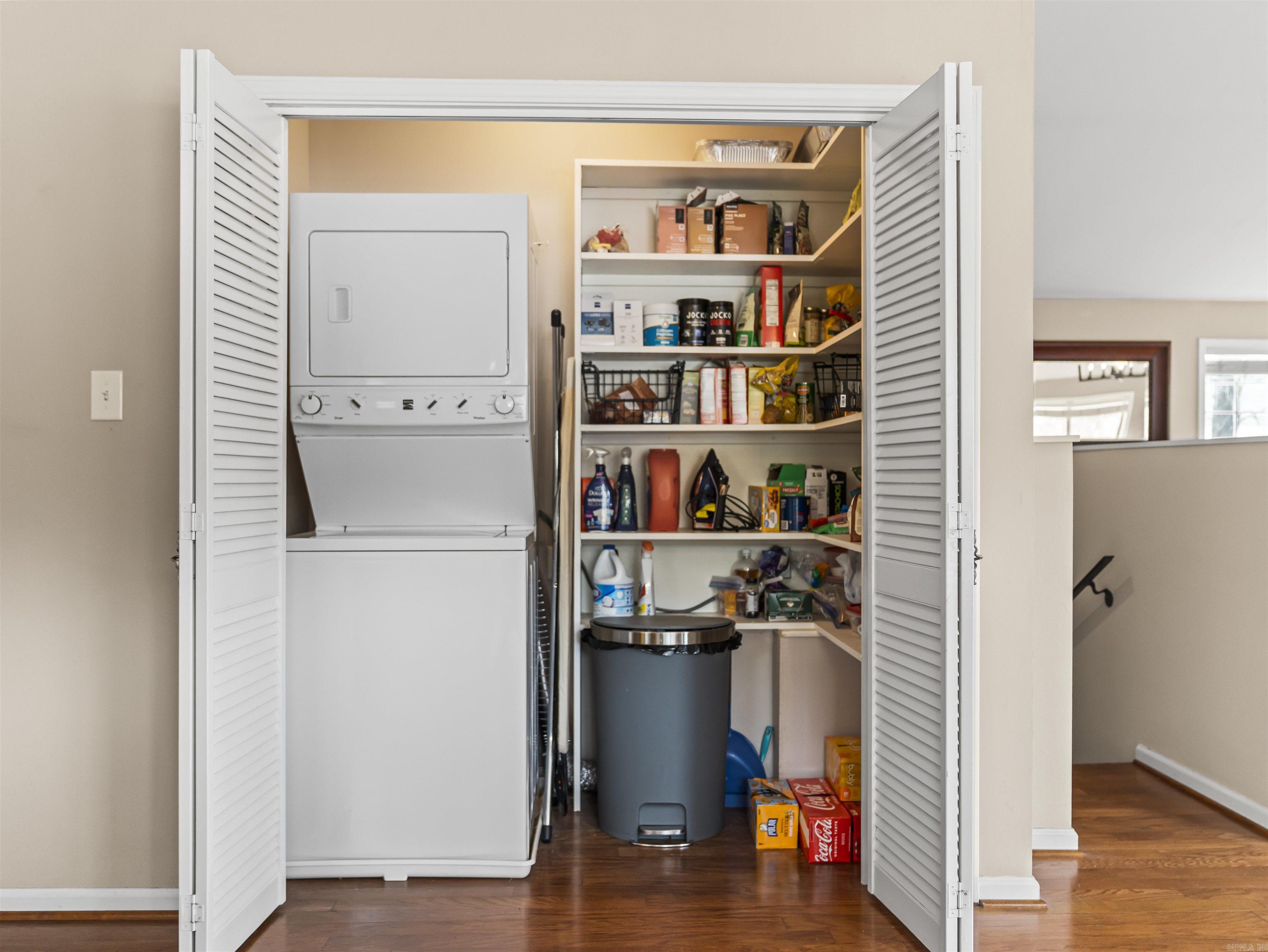 THORNTON FERRY ESTATES - Residential