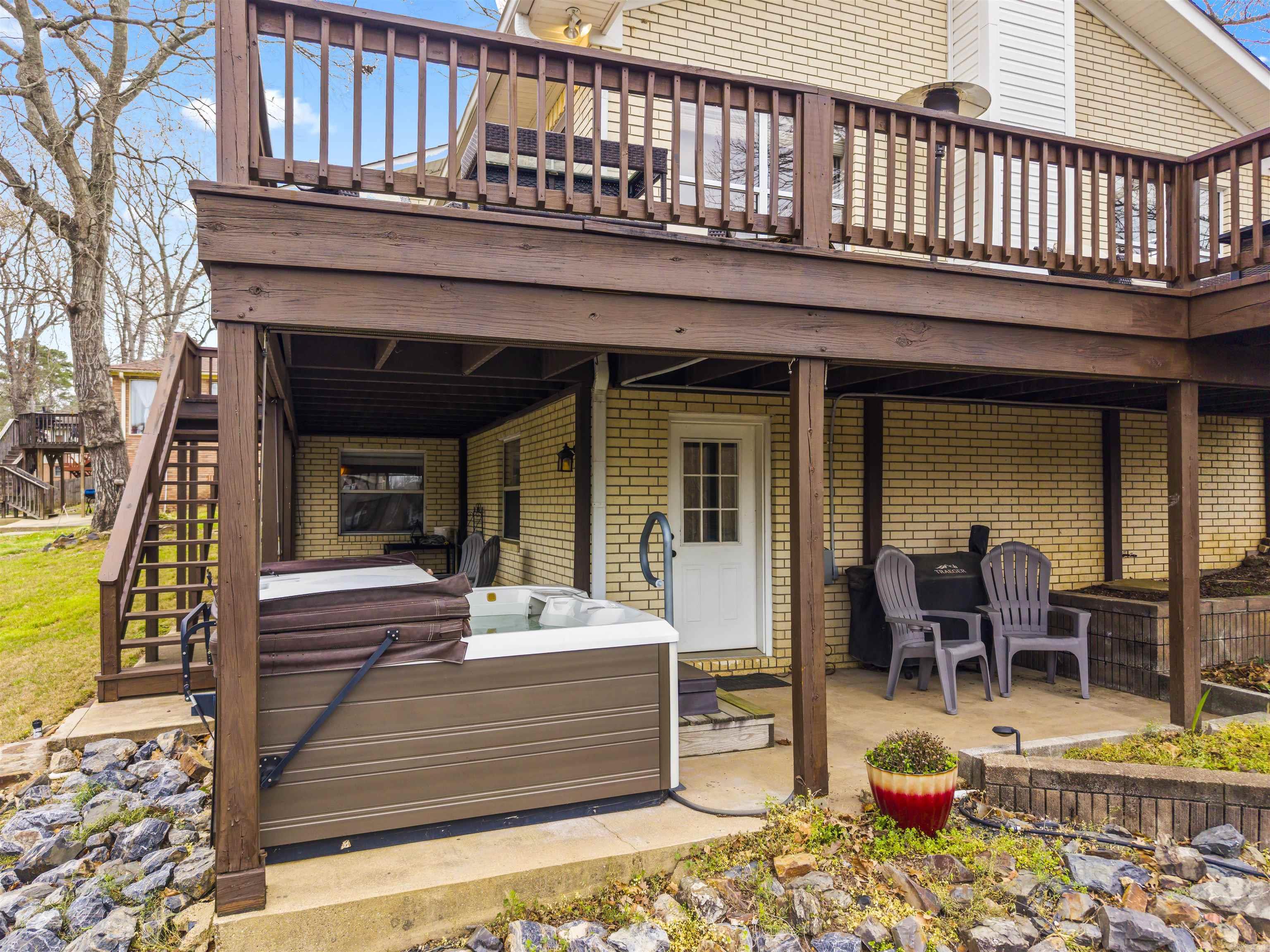 THORNTON FERRY ESTATES - Residential