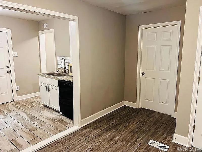 CHERRY & COX - Residential