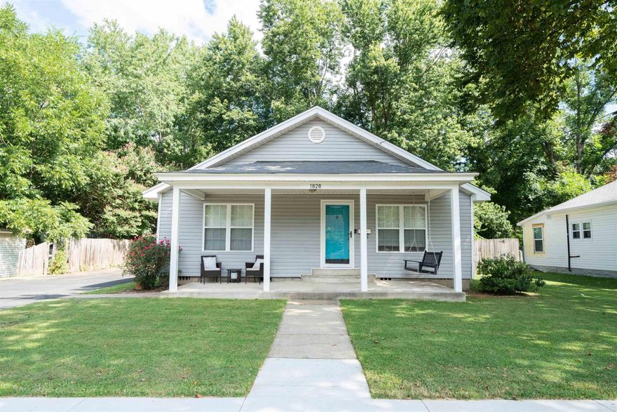 Charming 2-bedroom in Downtown Conway! Inside you’ll find hardwood floors, sleek quartz counters, and a bright eat-in kitchen with plenty of storage. A versatile bonus room works great as an office or sunroom. Outside, enjoy a fenced backyard shaded by mature trees, plus an extended driveway leading to a one-car garage. Major updates include newer plumbing, electrical, and vinyl windows.