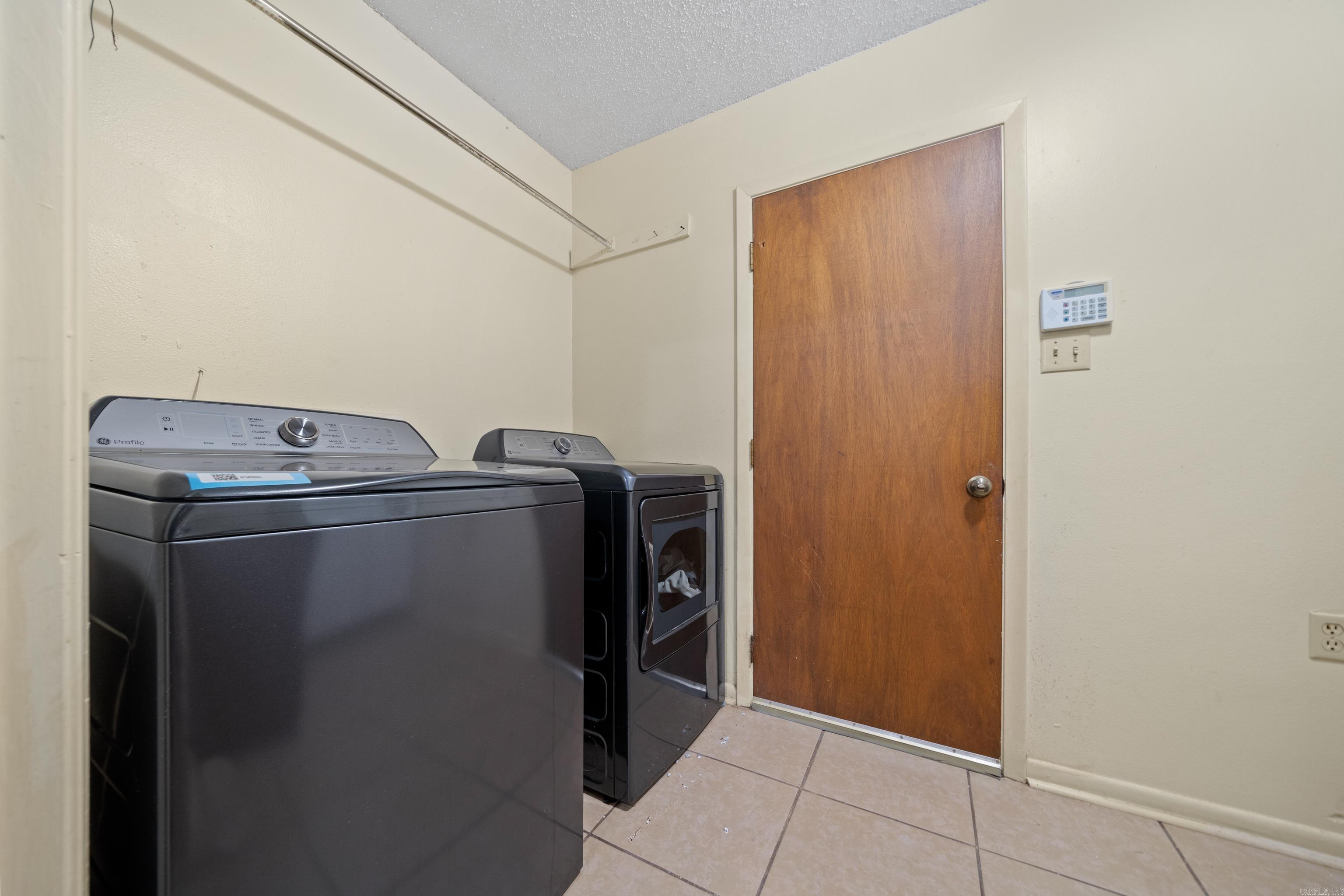 PRINCETON PIKE TRUCK - Residential