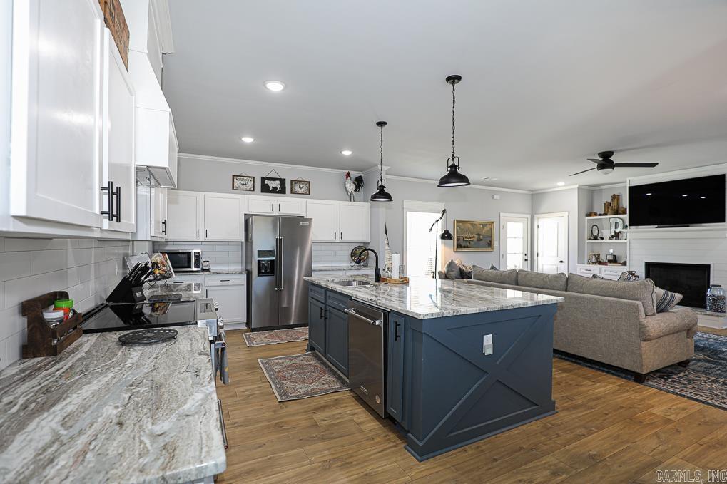 TIMBER POINT - Residential