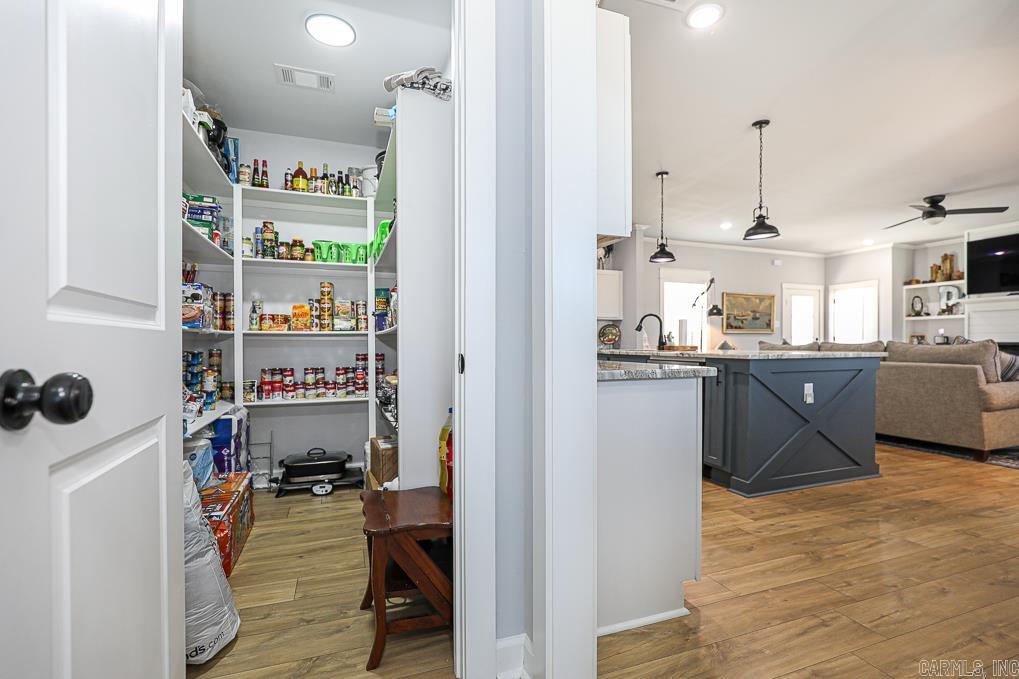 TIMBER POINT - Residential