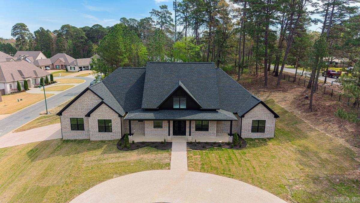 ARLINGTON PARK - Residential