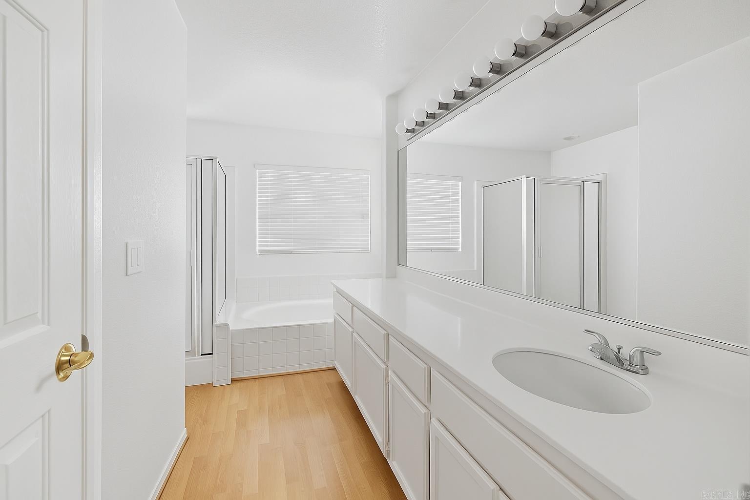 ARLINGTON PARK - Residential