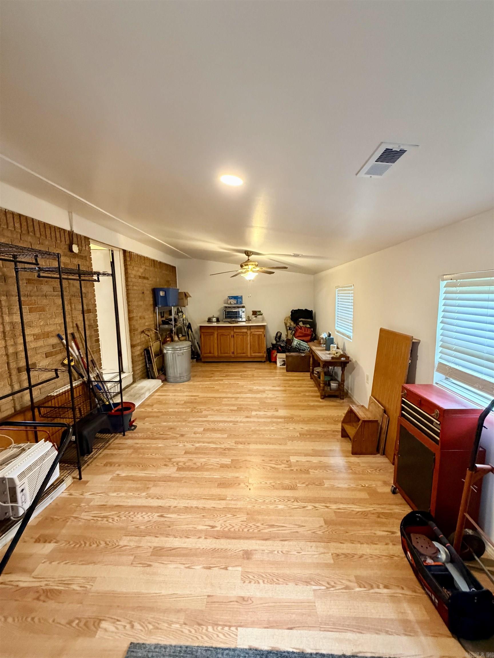 Duprees 2nd East Jack - Residential