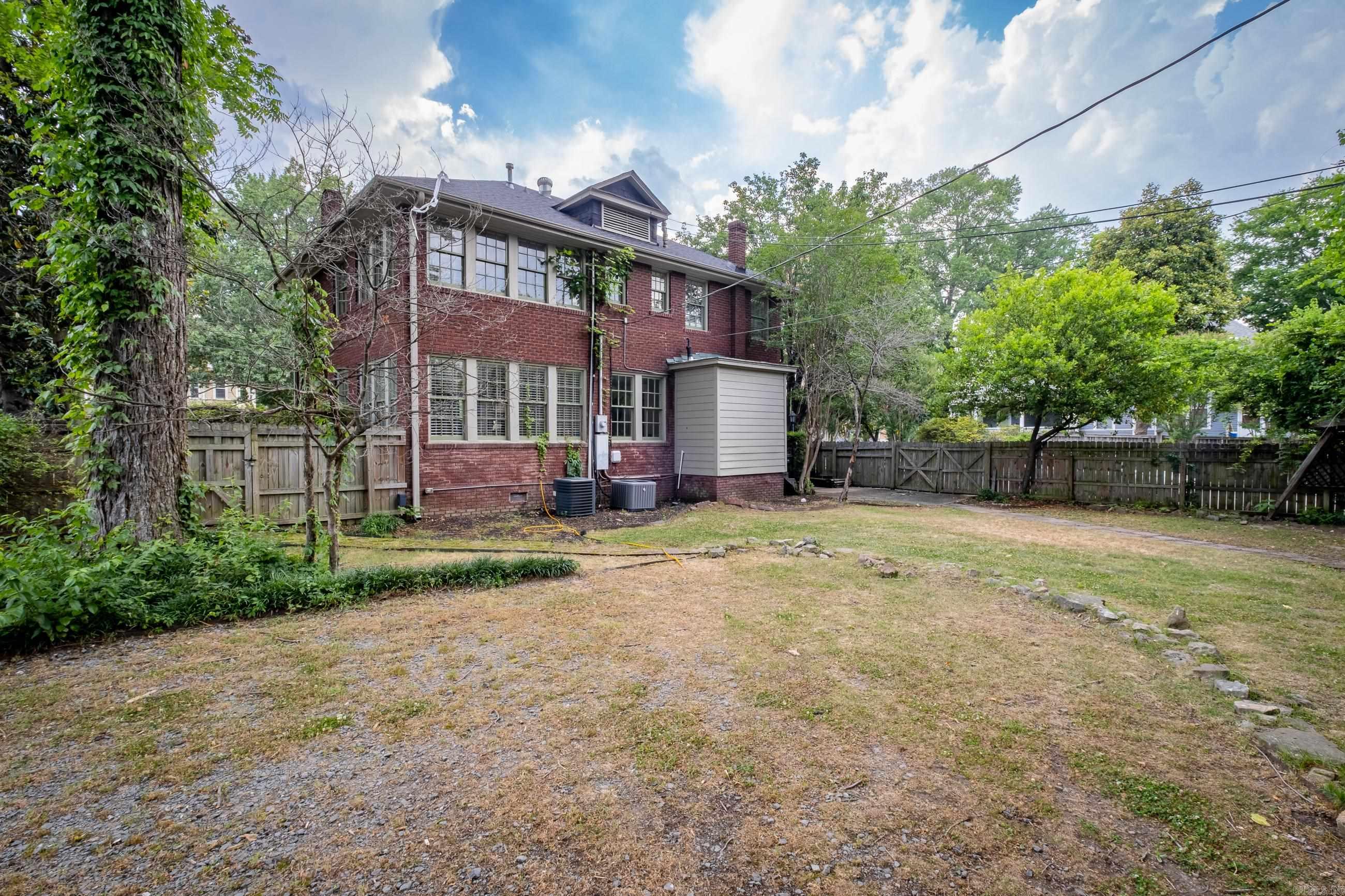 FULTONS - Residential