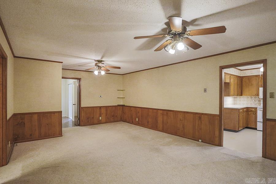 LEAWOOD HEIGHTS - Residential