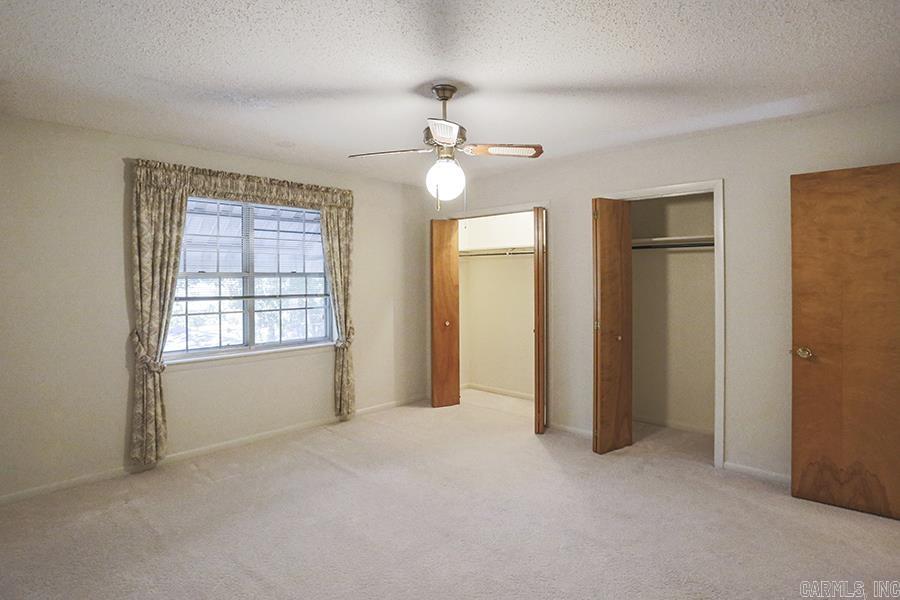 LEAWOOD HEIGHTS - Residential