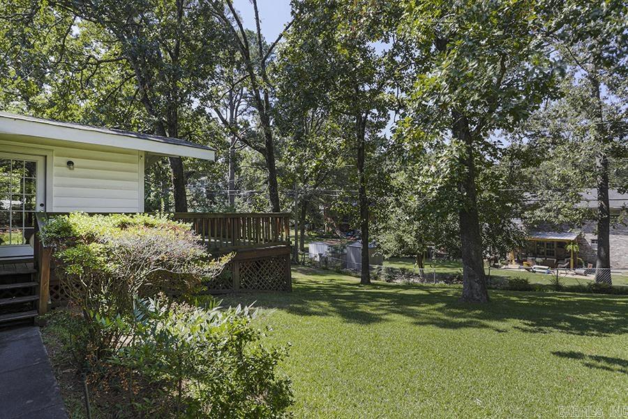 LEAWOOD HEIGHTS - Residential