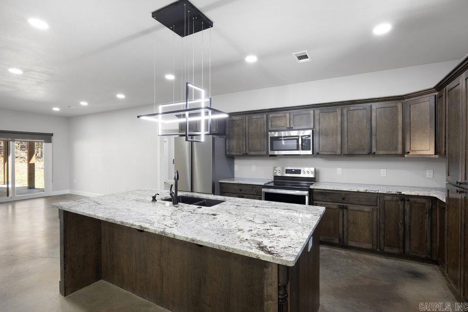 Lake Ridge - Residential