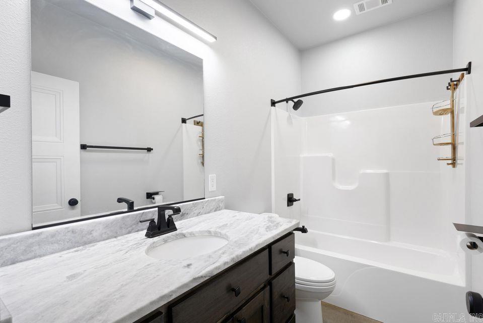 Lake Ridge - Residential