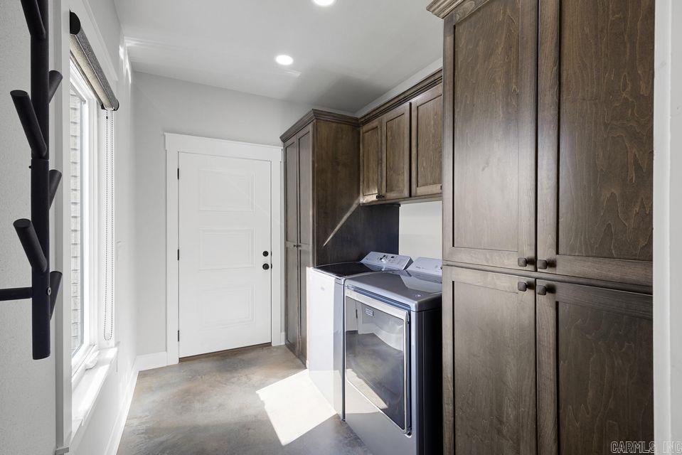 Lake Ridge - Residential