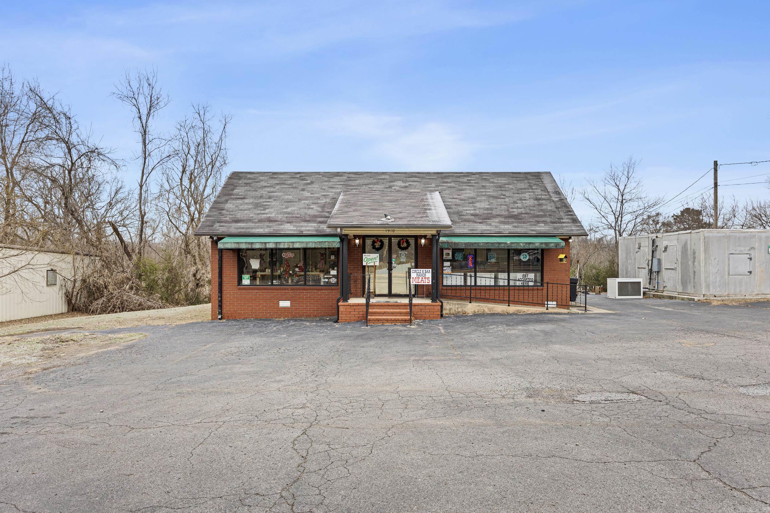 Metes & Bounds - Commercial Sale