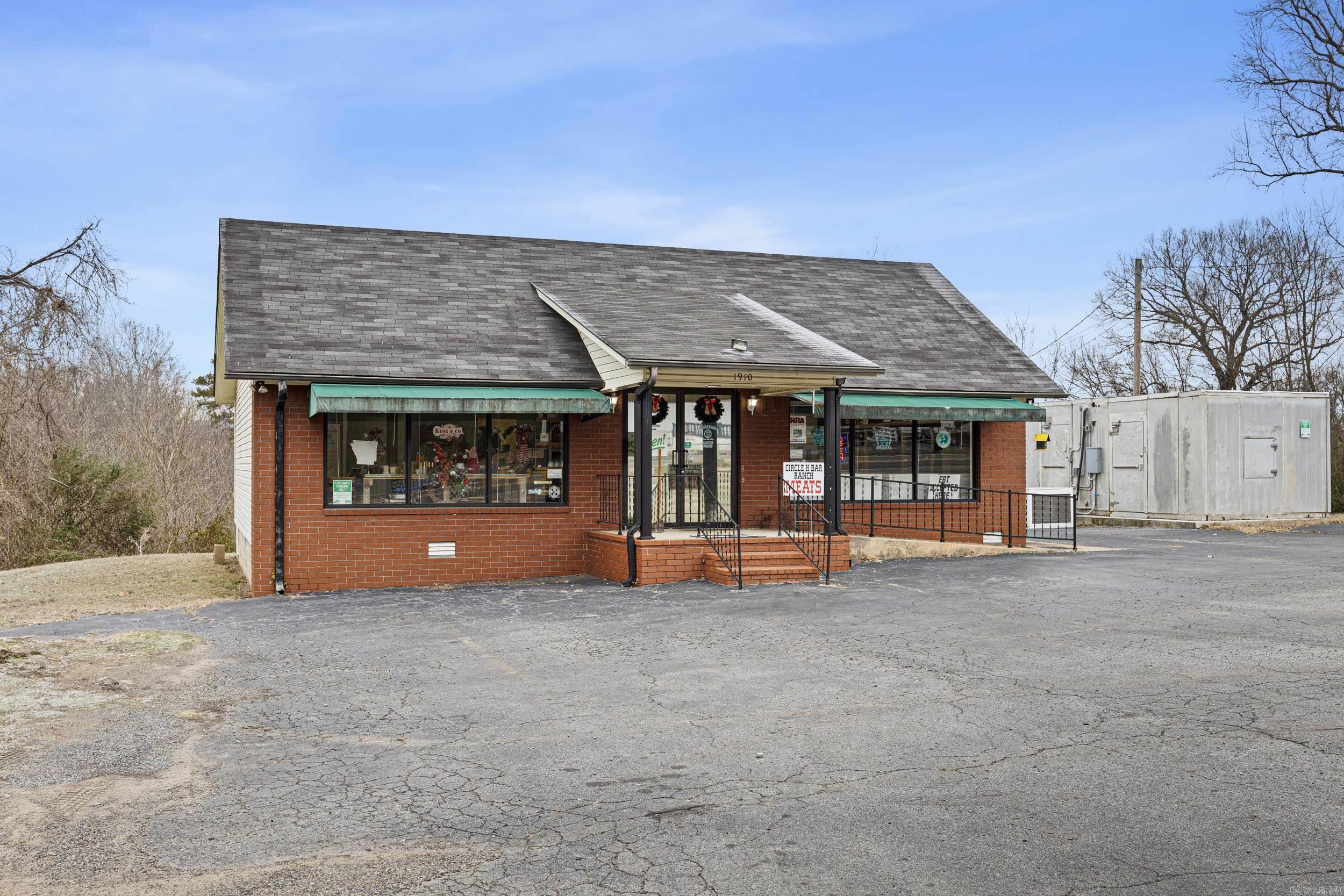 Metes & Bounds - Commercial Sale