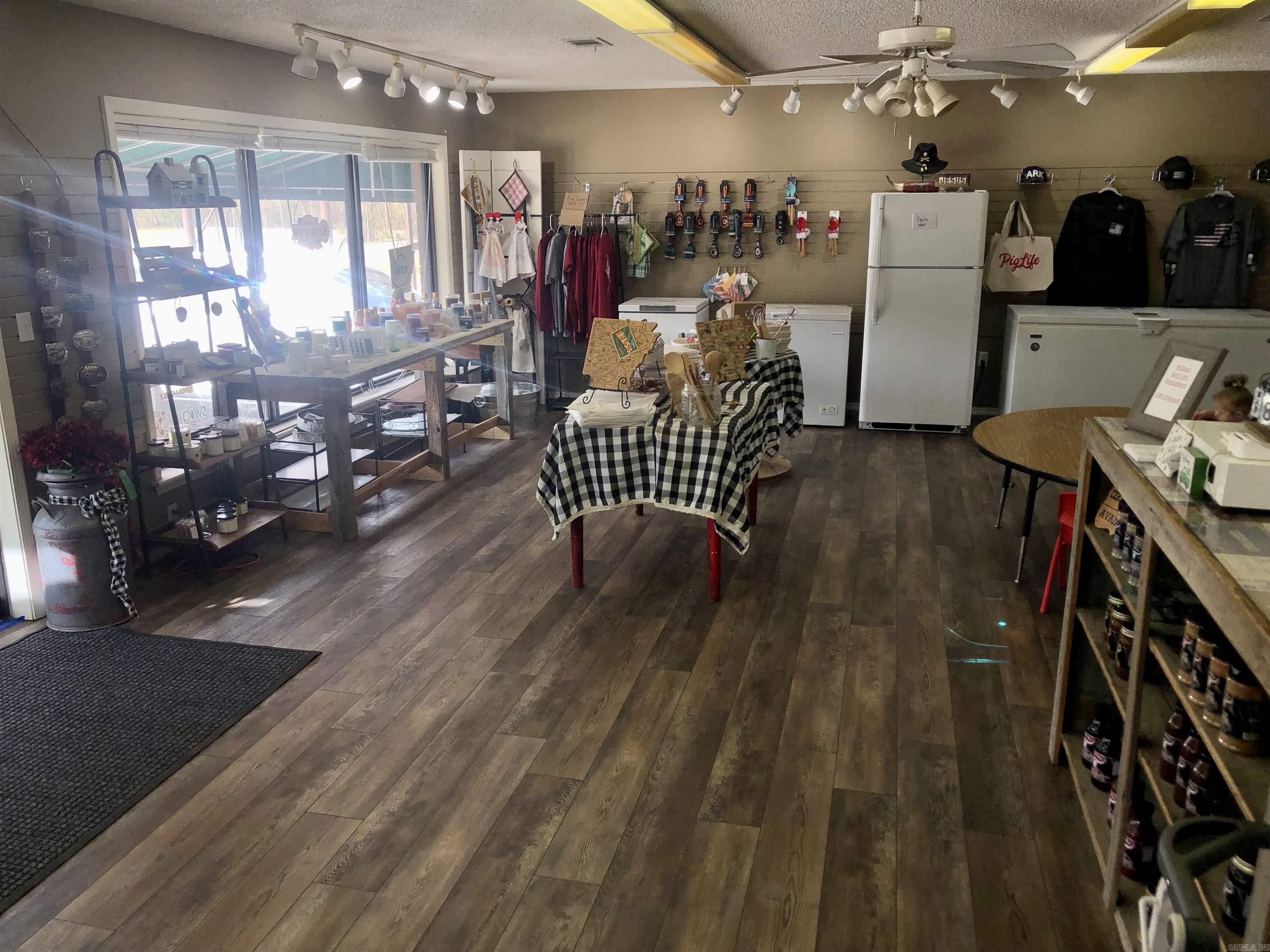 Metes & Bounds - Commercial Sale