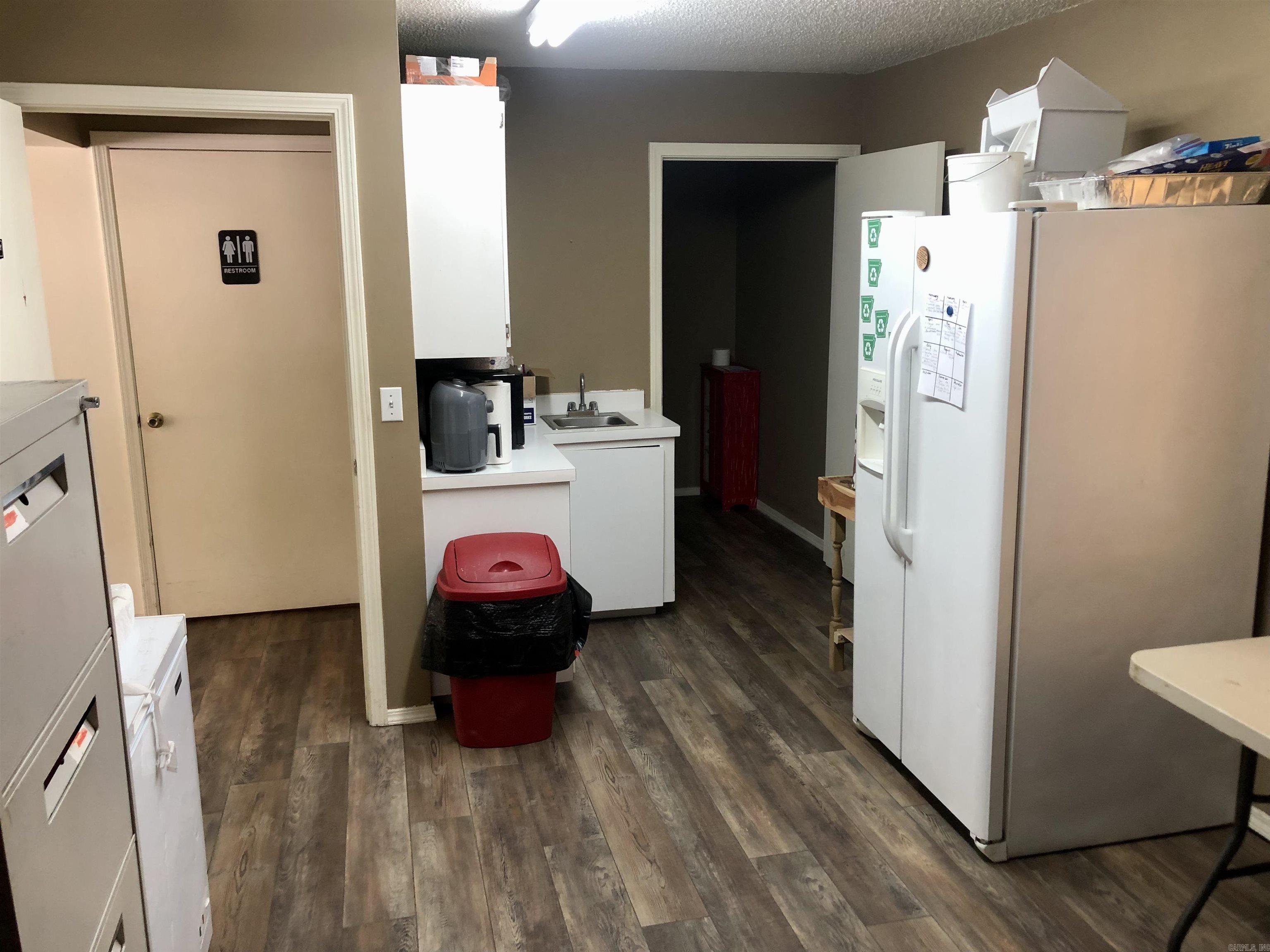 Metes & Bounds - Commercial Sale