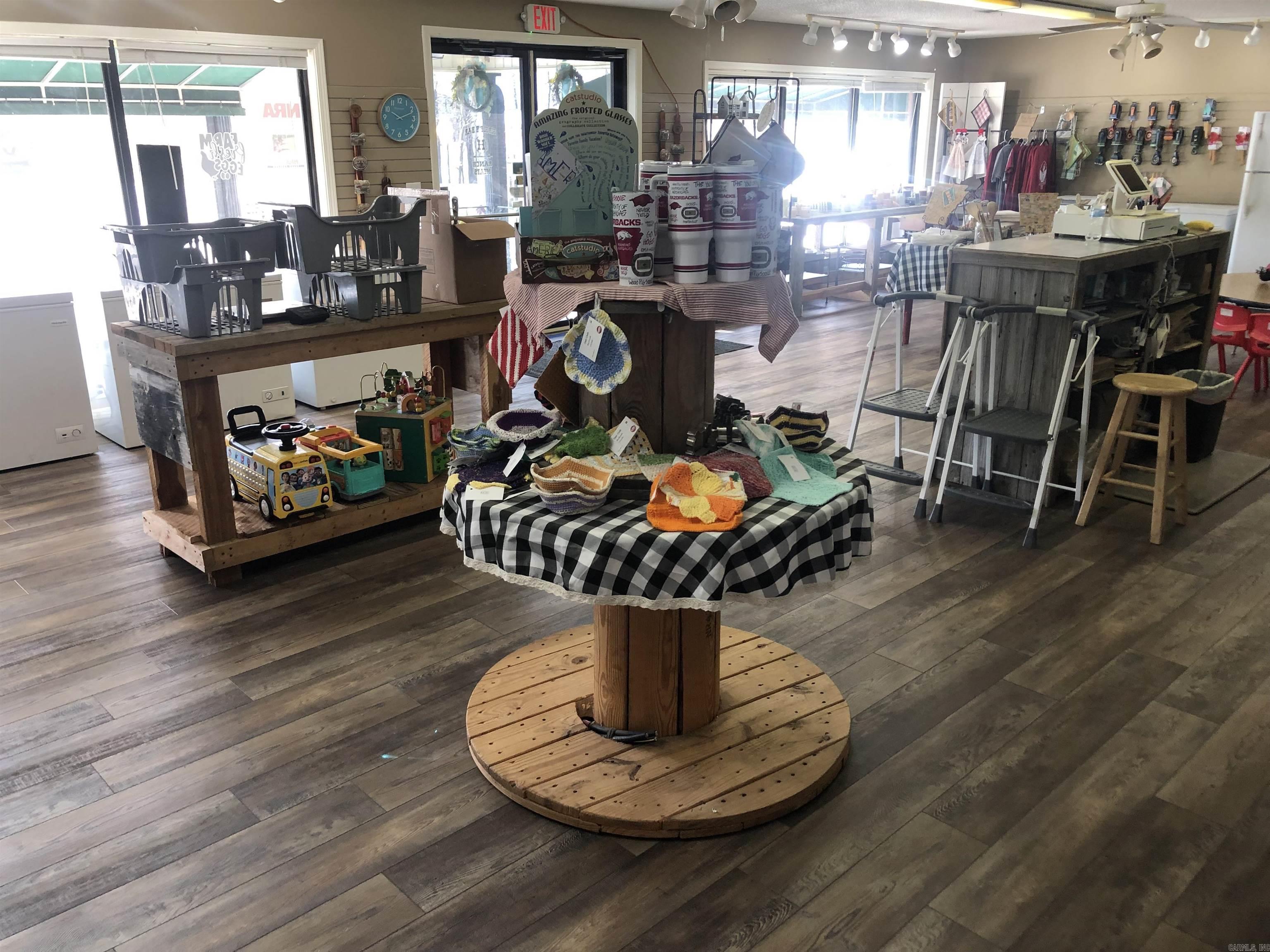 Metes & Bounds - Commercial Sale