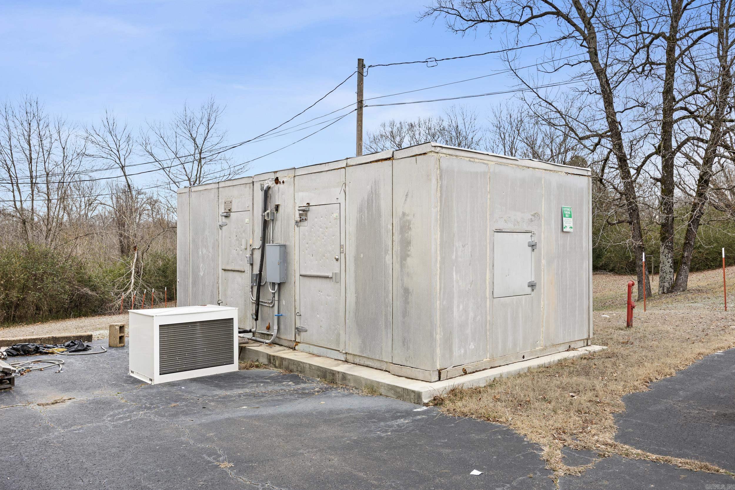 Metes & Bounds - Commercial Sale