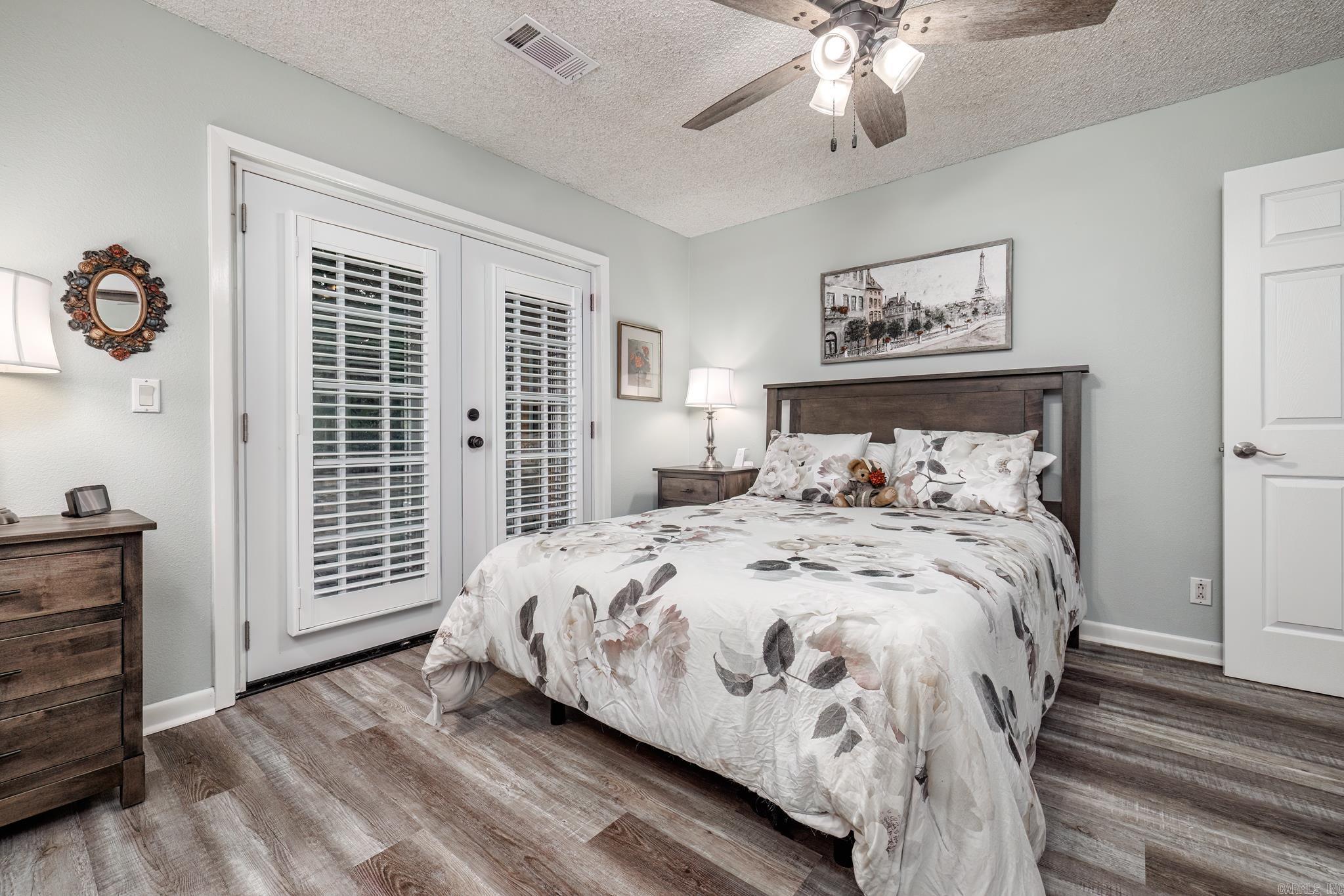 Madrid Courts - Residential